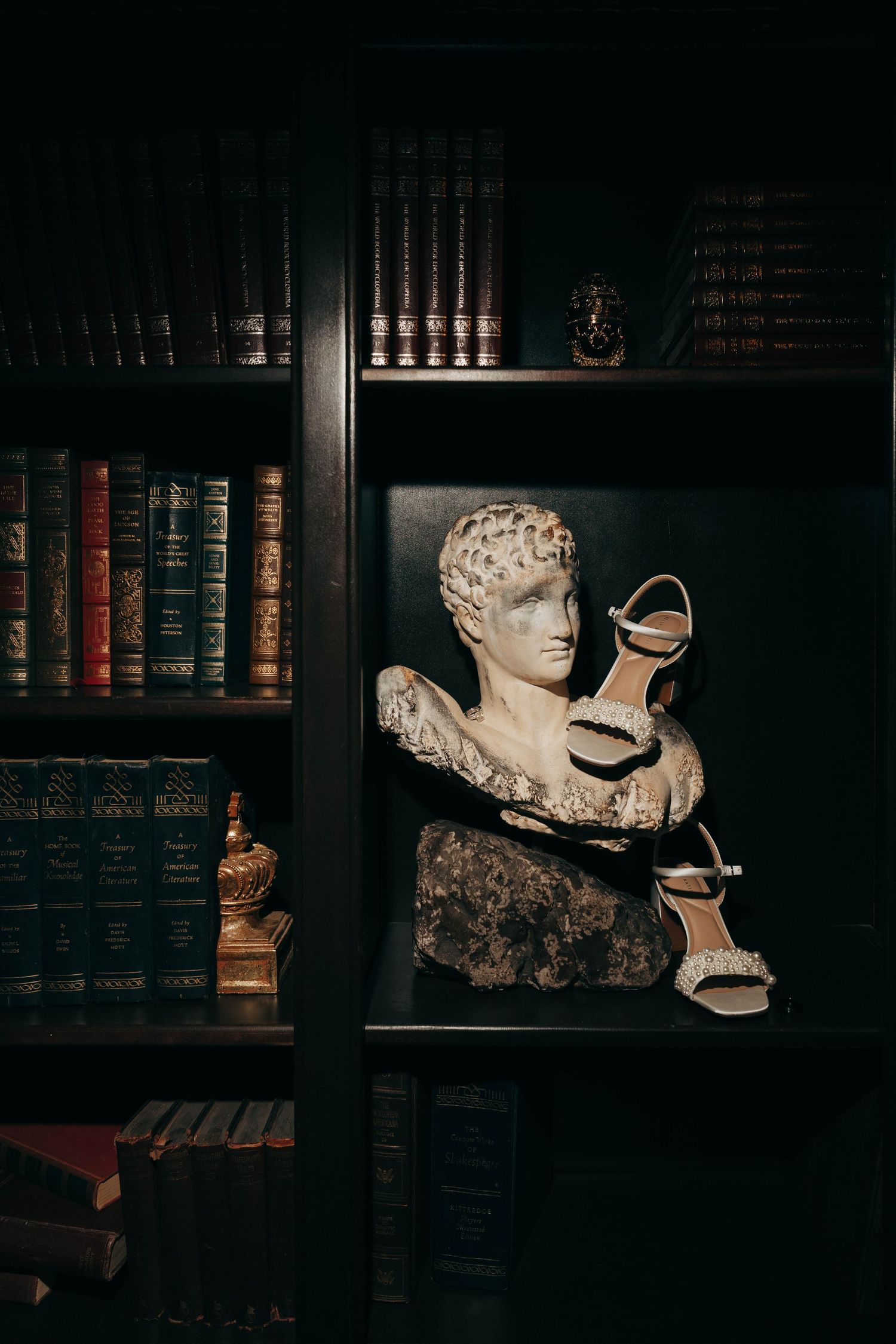 A little shoe moment 

Scotty Simpkins Photography | Wedding and Elopement Photographer in the North Alabama, Nashville, and Southeast