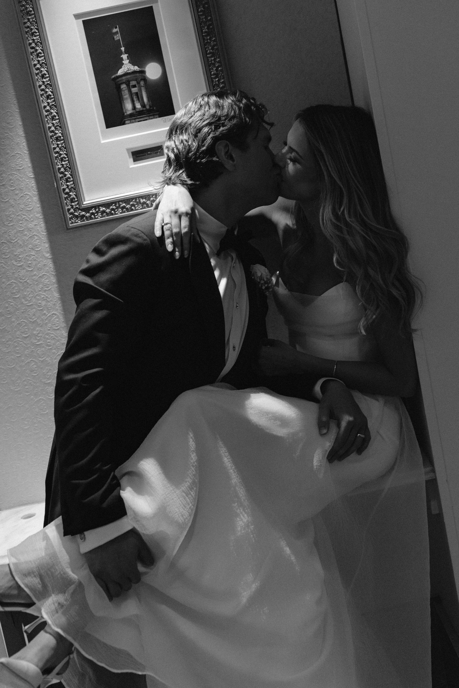 a little smooch

Scotty Simpkins Photography | Wedding and Elopement Photographer in the North Alabama, Nashville, and Southeast