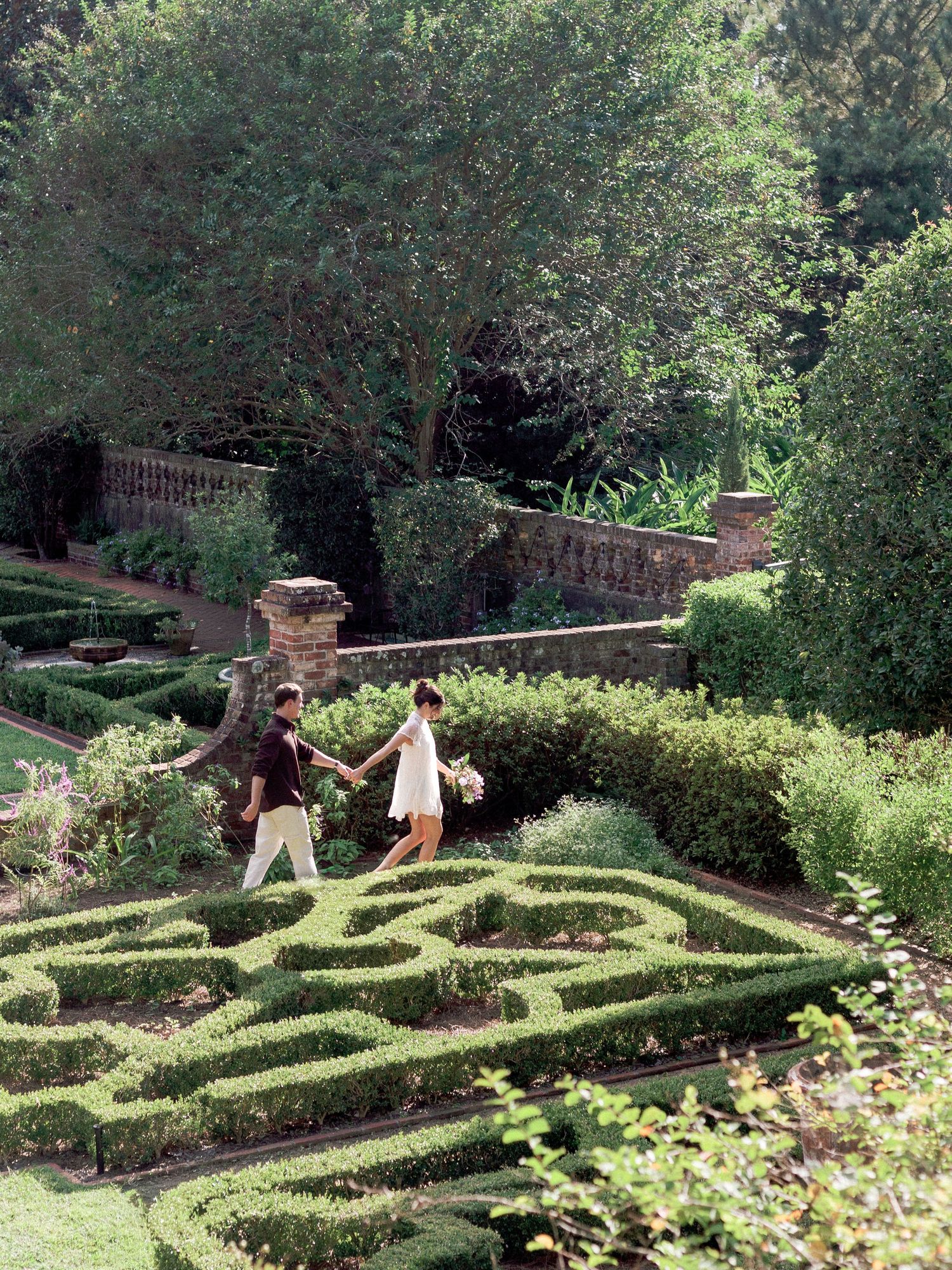 Eden and Hunter's engagement session at Longue Vue House and Gardens in New Orleans.
