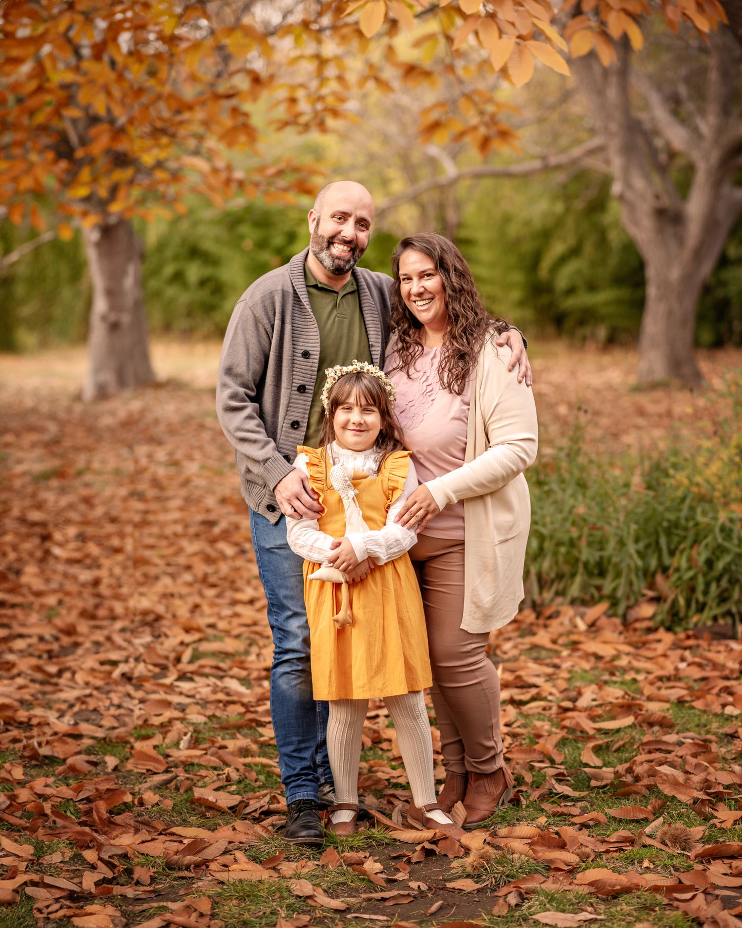 Familia en sesión de fotos al atardecer en Plottier