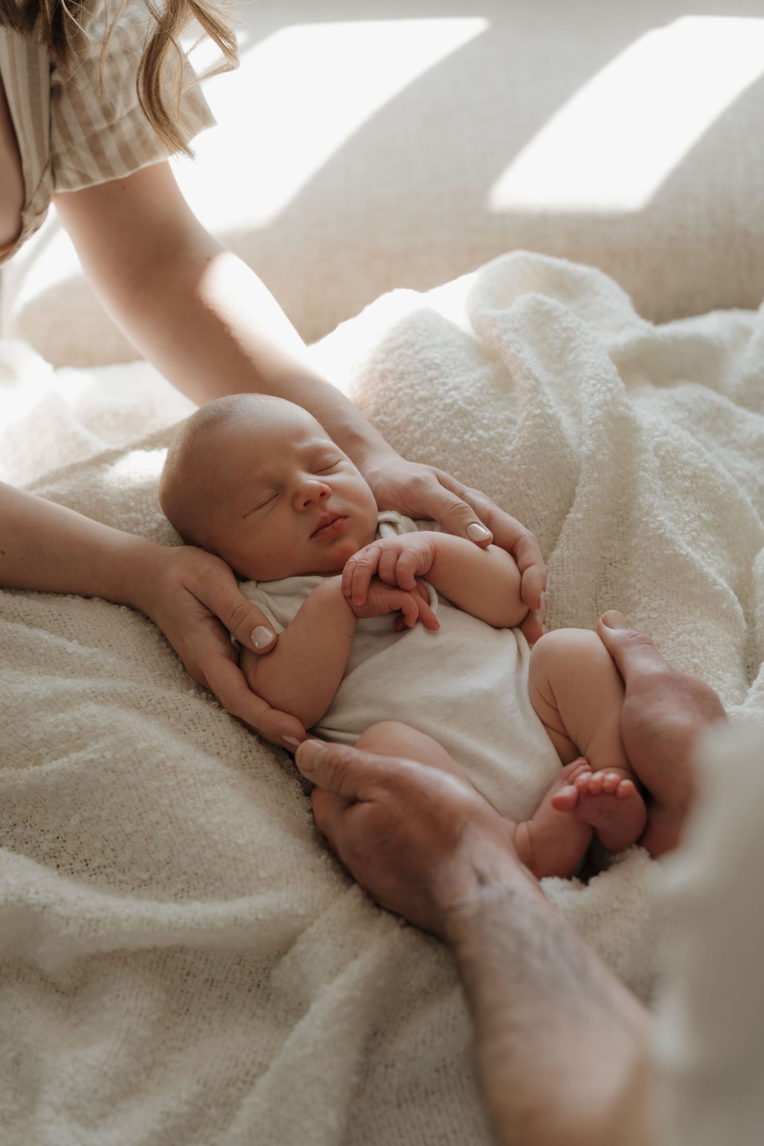 Newborn photographer in Derbyshire, Loughborough and Leicester. Documentary sessions with 35mm film. Content creation added to shoots.