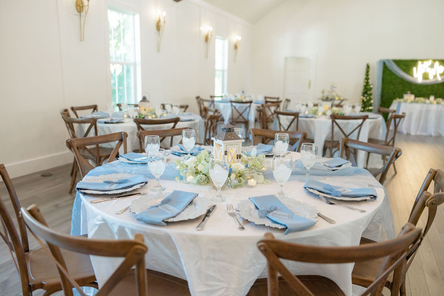 Hudson Manor wedding photographed by Sarasota wedding photographer