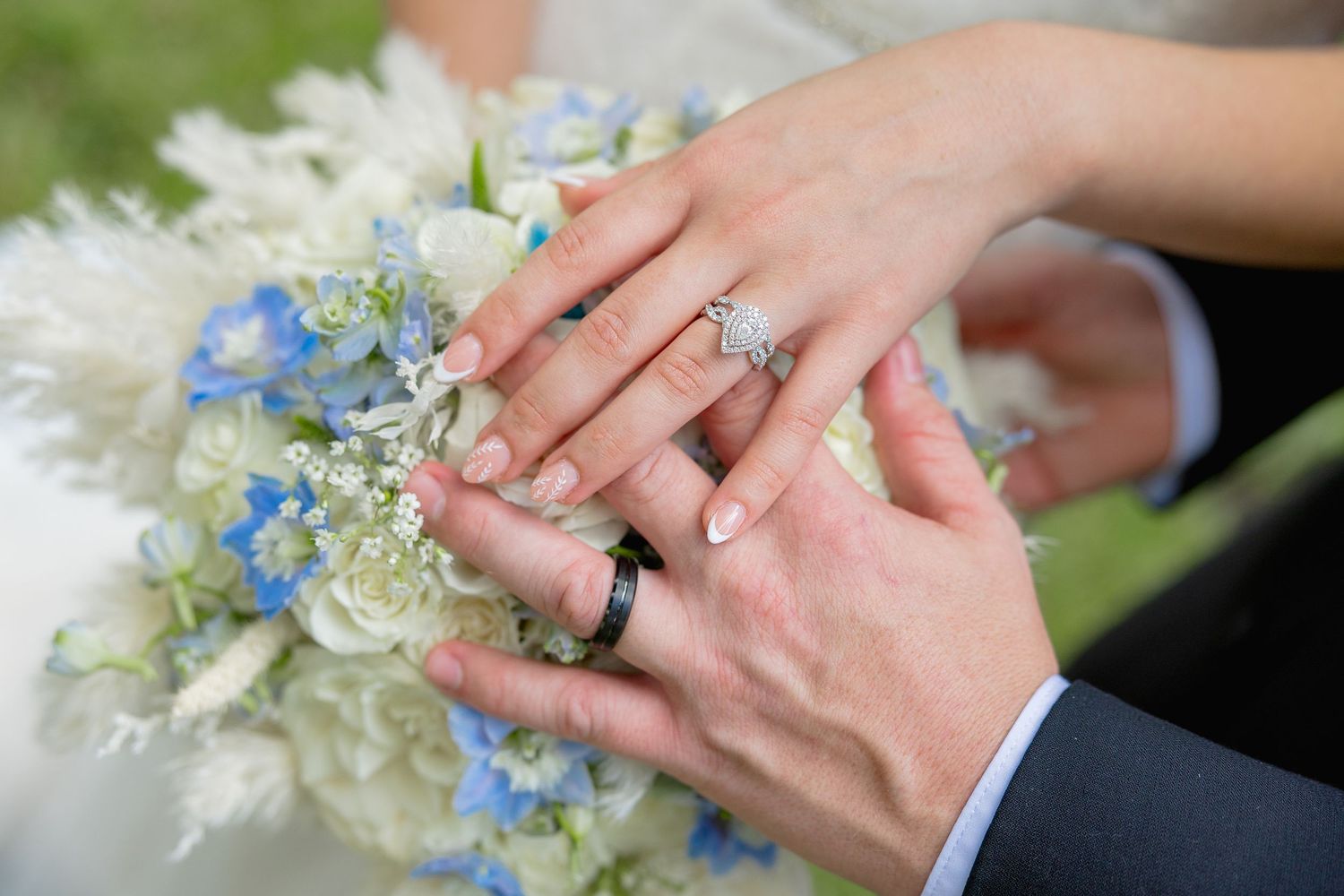Hudson Manor wedding photographed by Sarasota wedding photographer