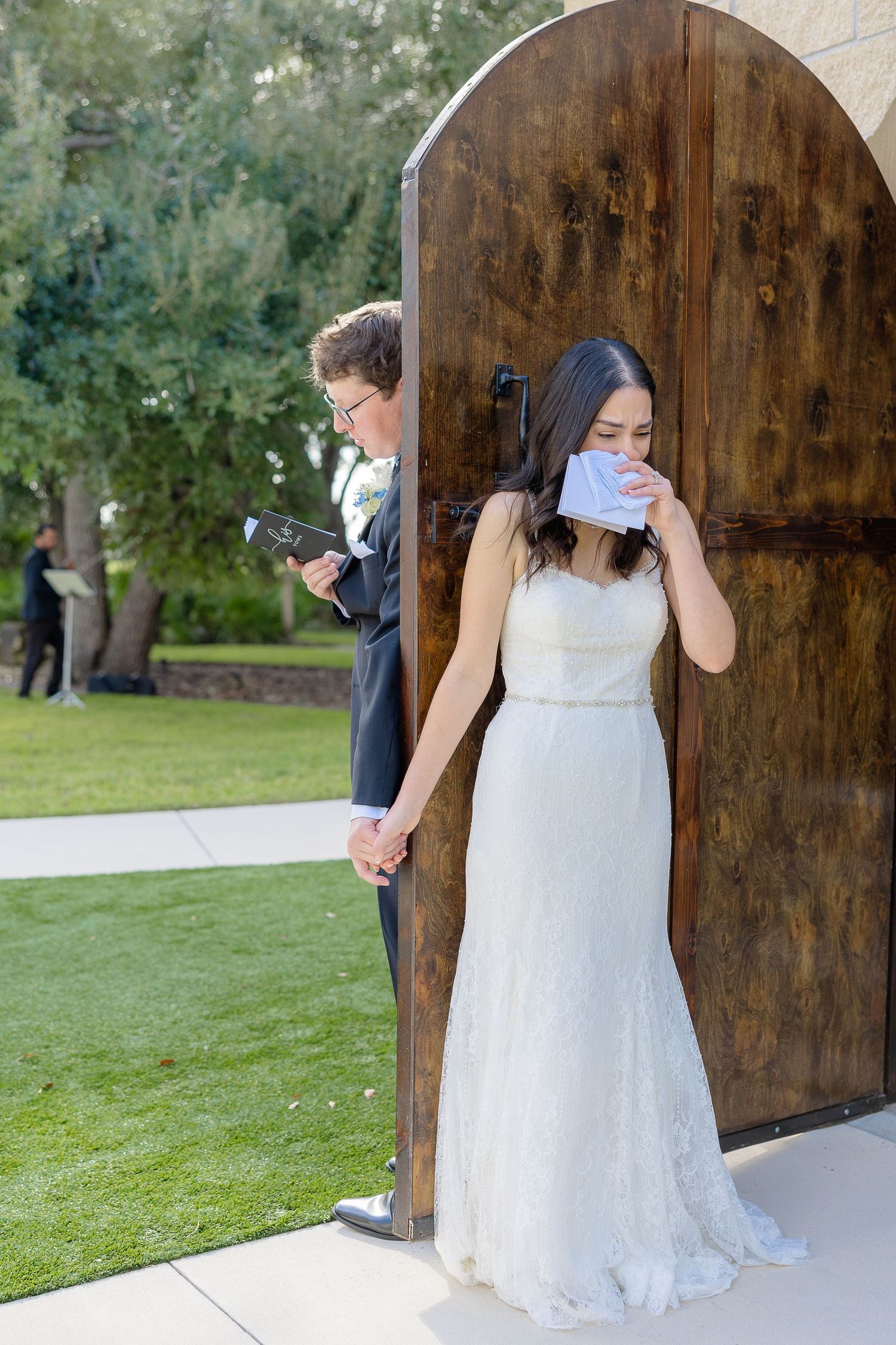 Hudson Manor wedding photographed by Sarasota wedding photographer