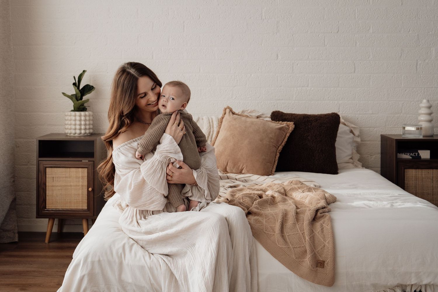styled shoot workshop intimate motherhood newborn zwangerschap lifestyle fotografie fotoshoot utrecht daglichtstudio portfolioshoot