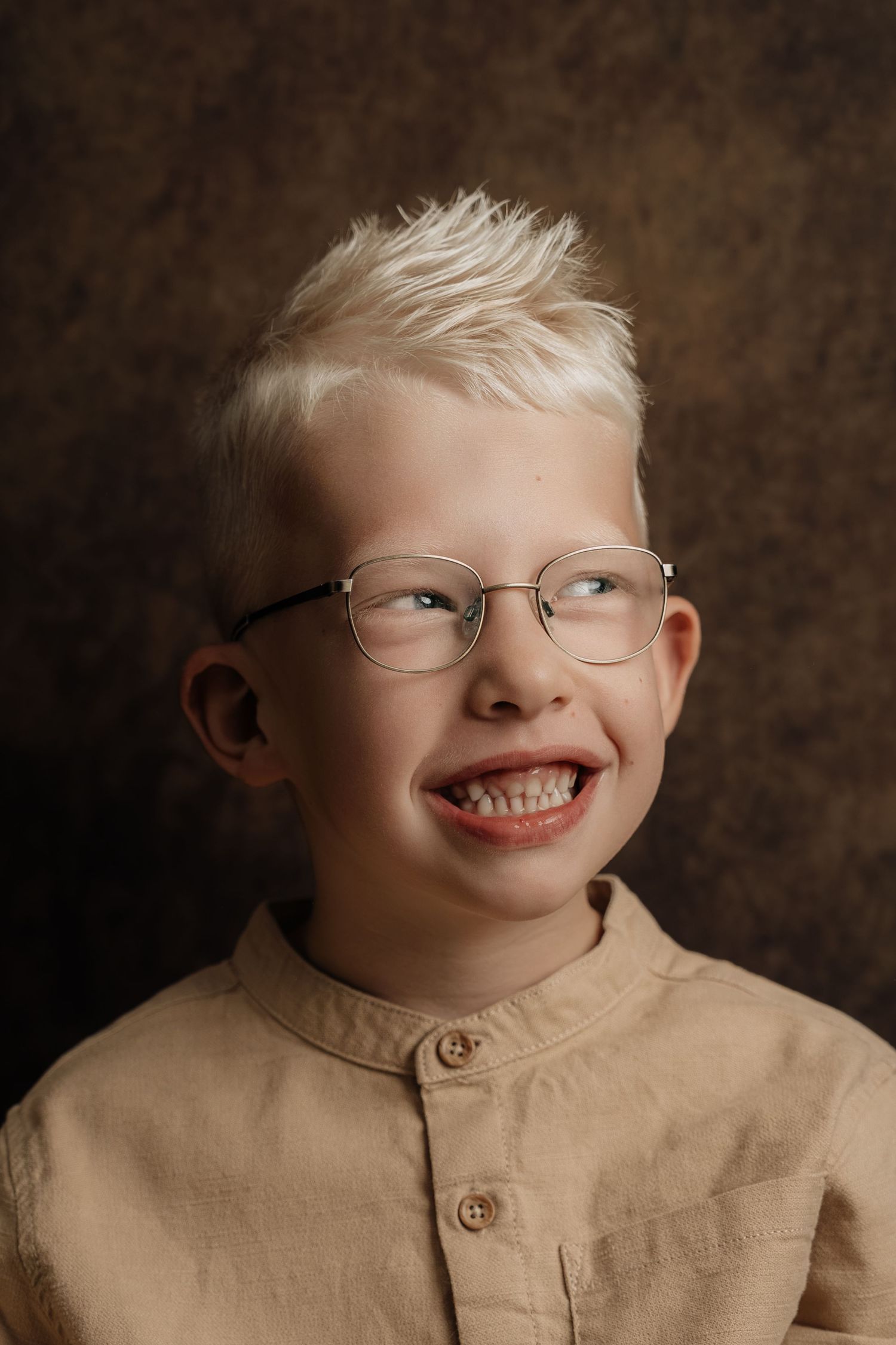 portret fotoshoot spontaan mooi kind canvas cadeau moederdag peuter liefdevol fotograaf utrecht ijsselstein origineel