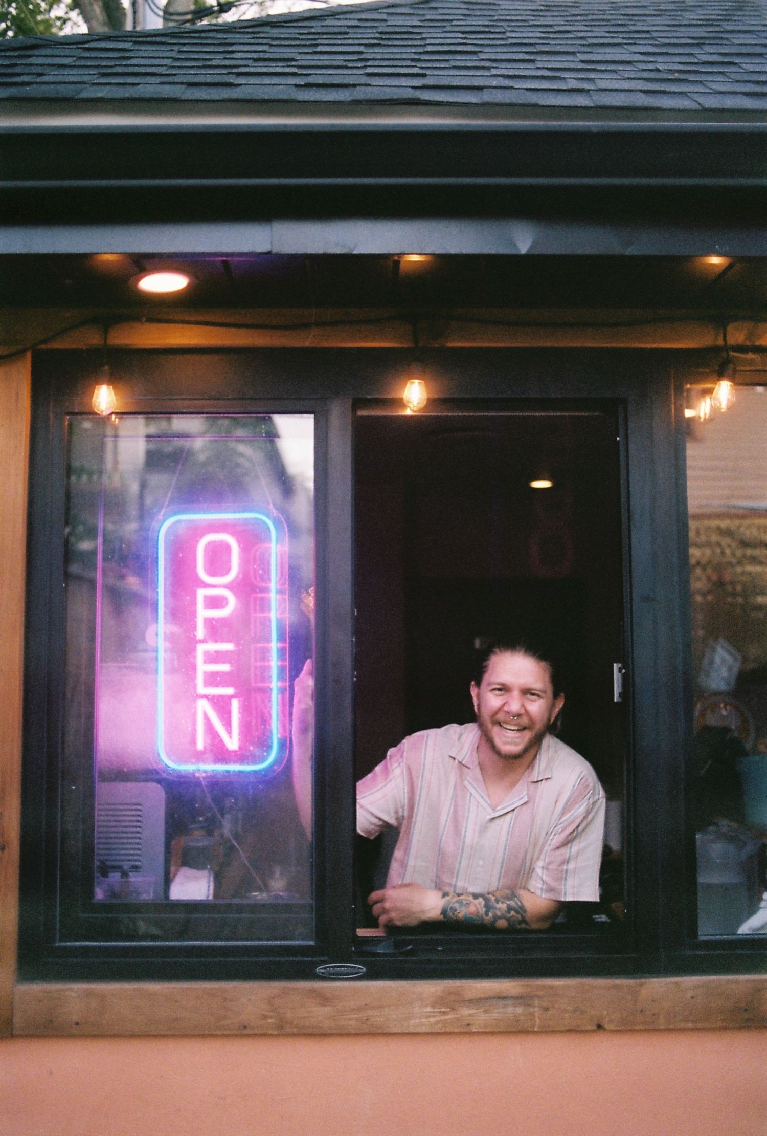 Buffalo NY - NoFun LoFi Bar