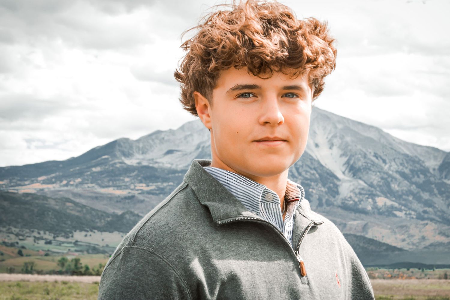 Senior year photo in Colorado