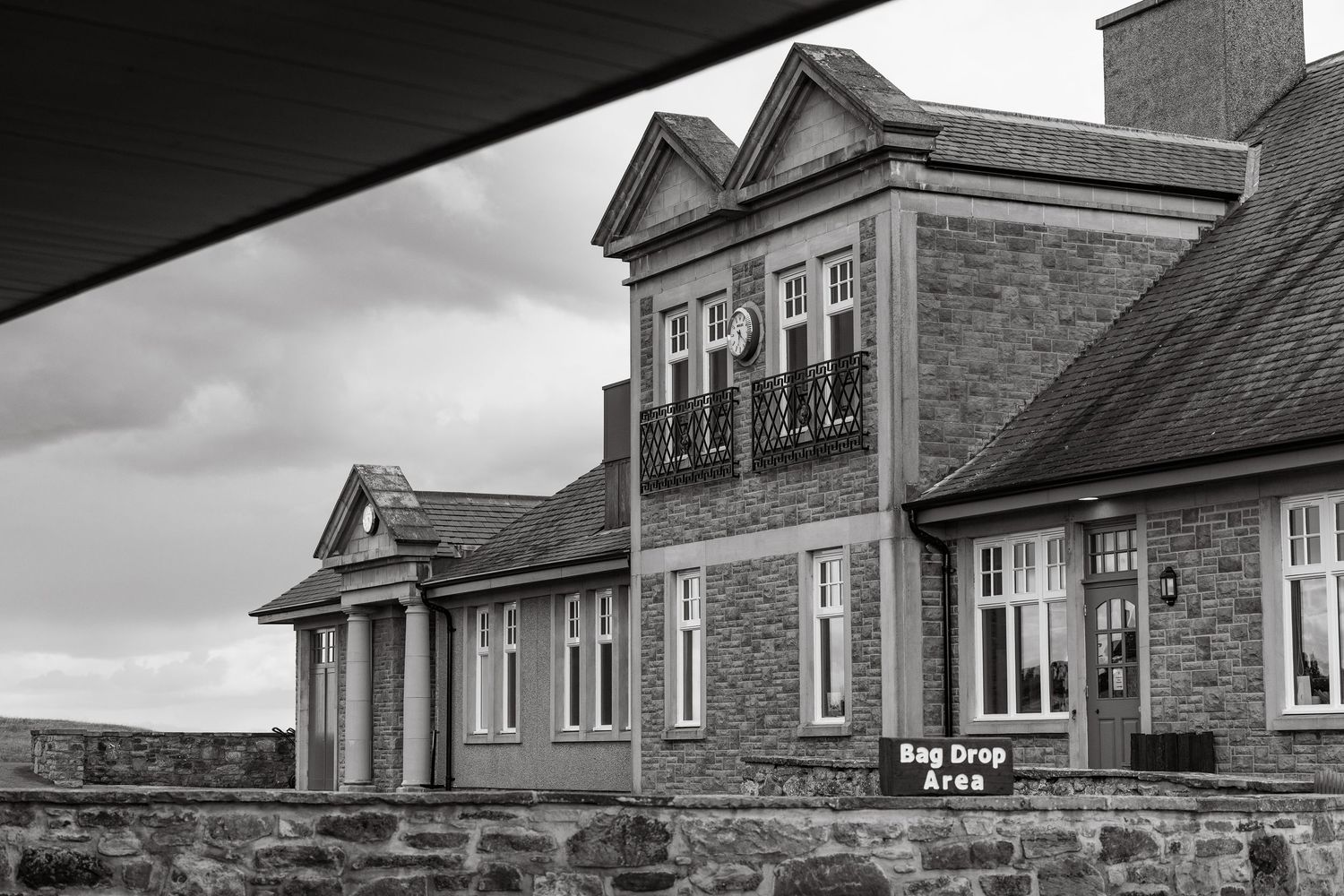 Historic building at Kingsbarns links, black and white