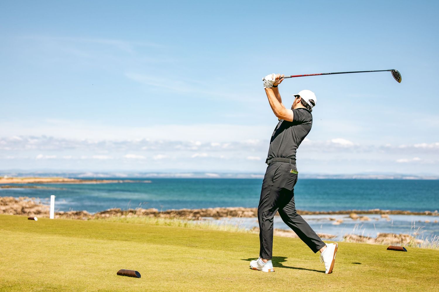 A golfer played a huge shot at Kingsbarns Links.