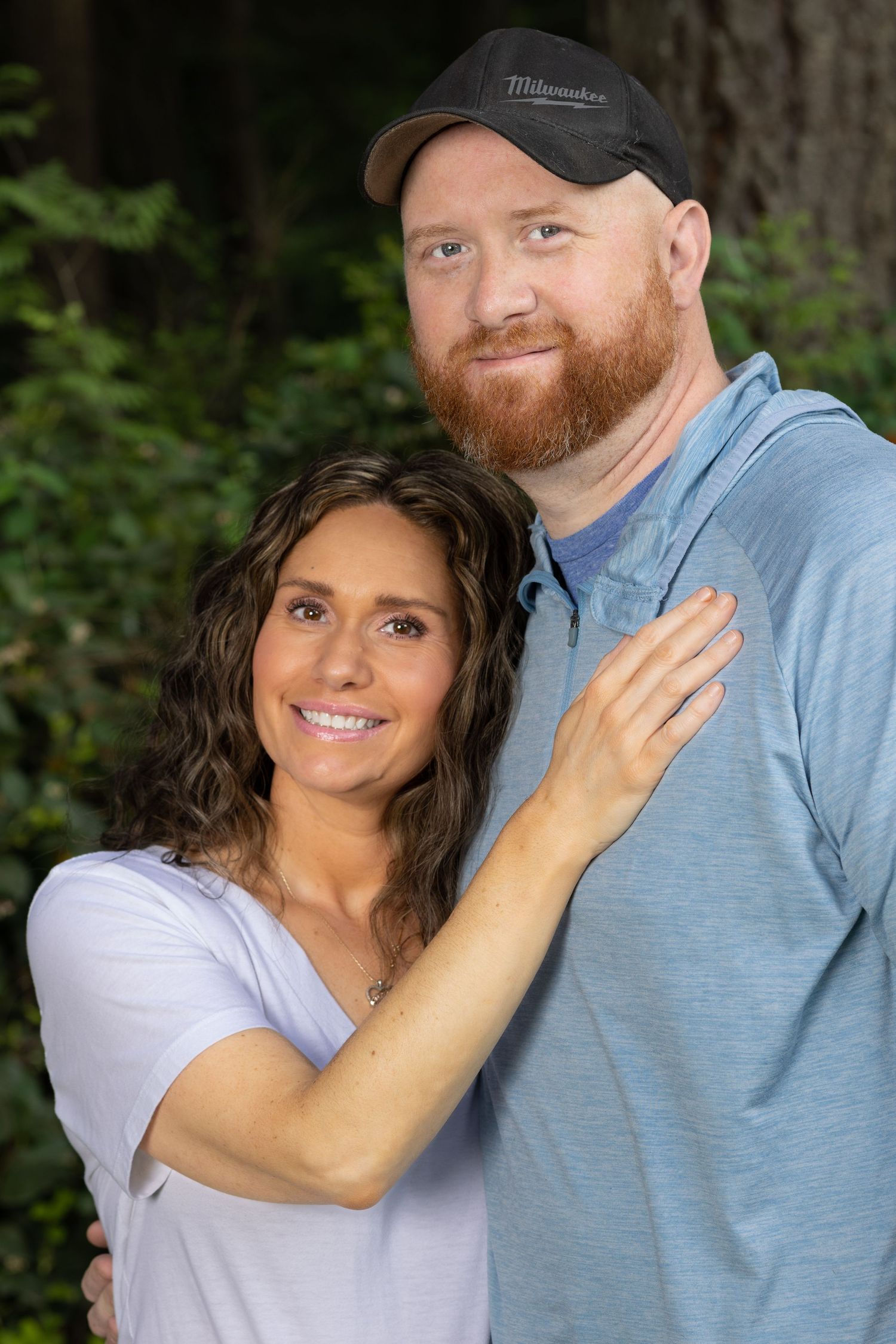 A couple shares intimate moments outdoors in a series of casual portrait photos.
