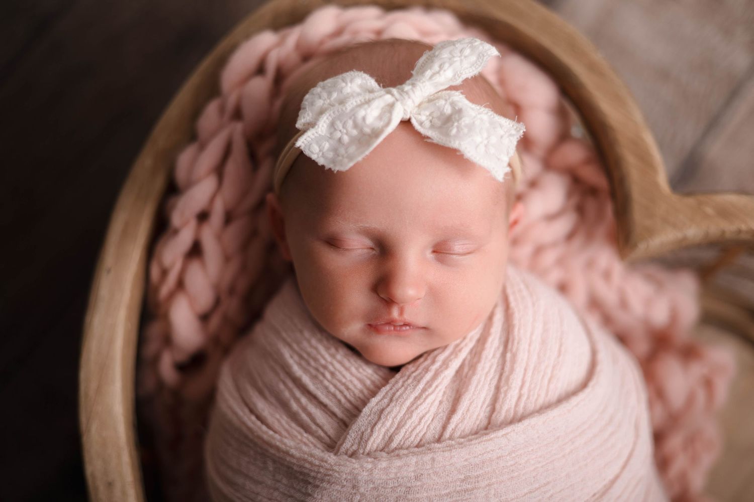 Newborn photography fayetteville, ar