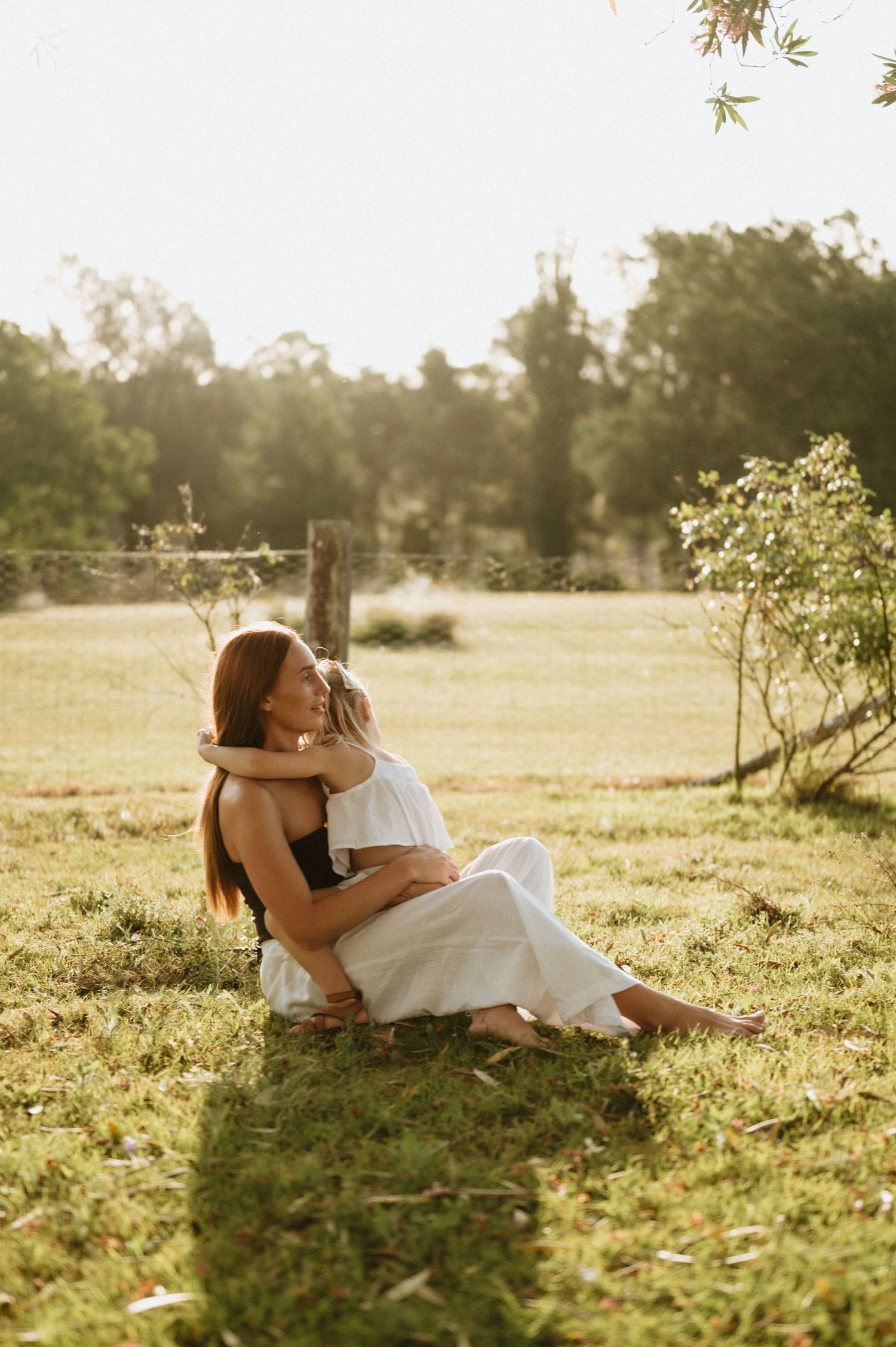 Hawkesbury family session outdoors at sunset