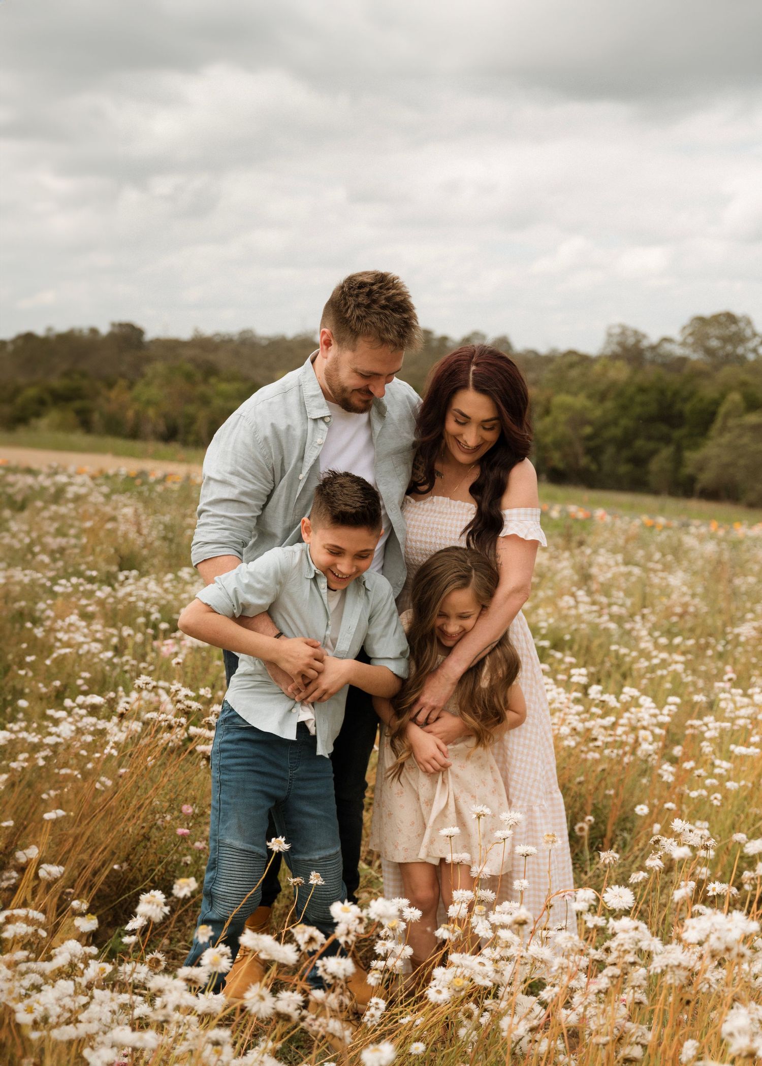 kurrajong family session outdoors