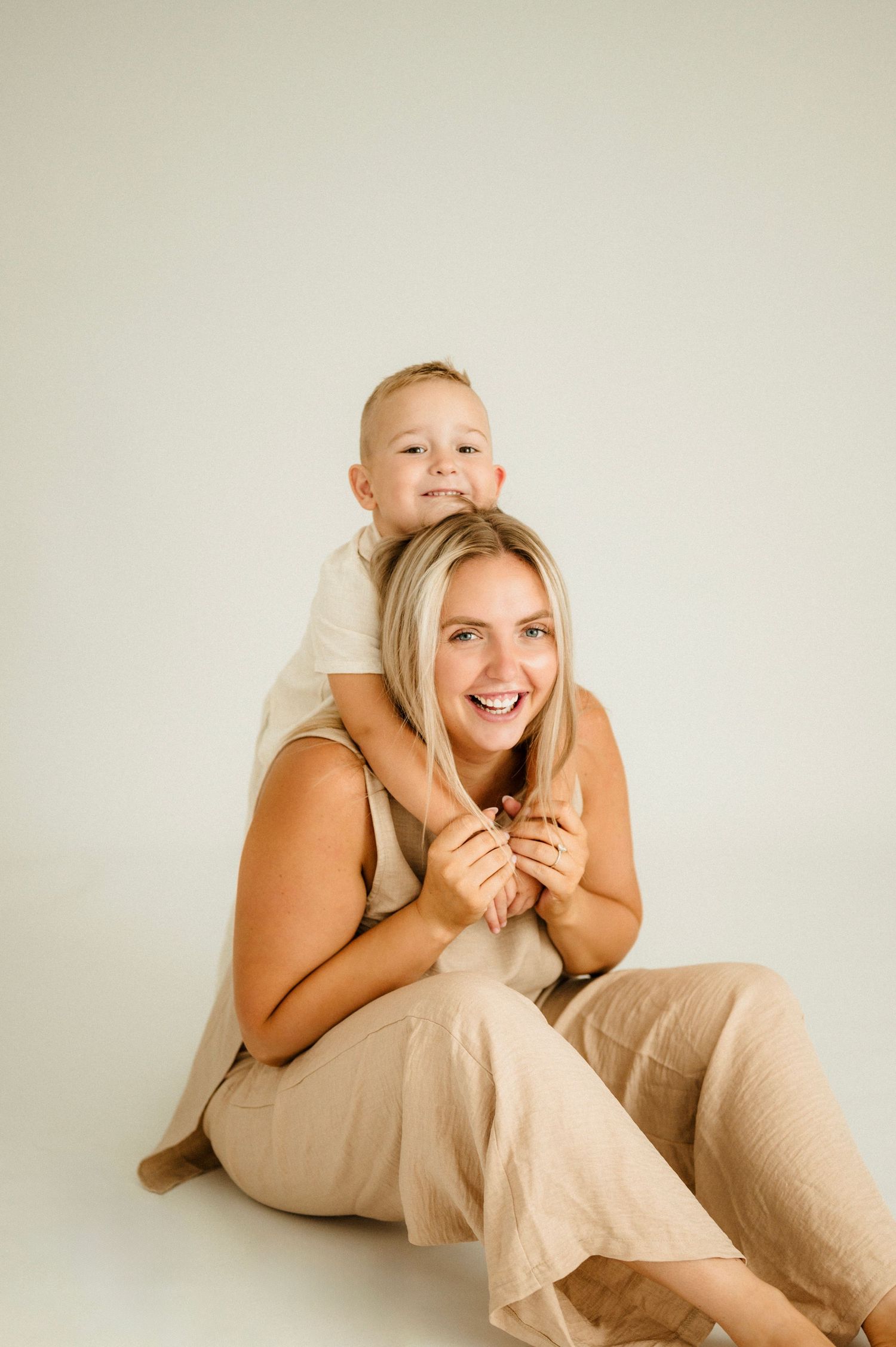 motherhood session in the penrith studio