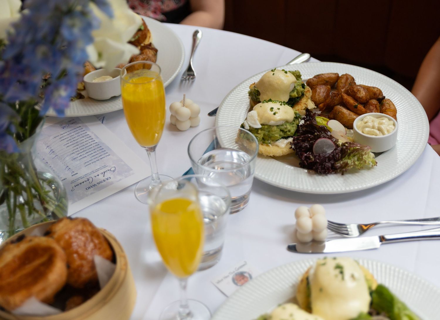 Brunch food and mimosas at a bridal shower.