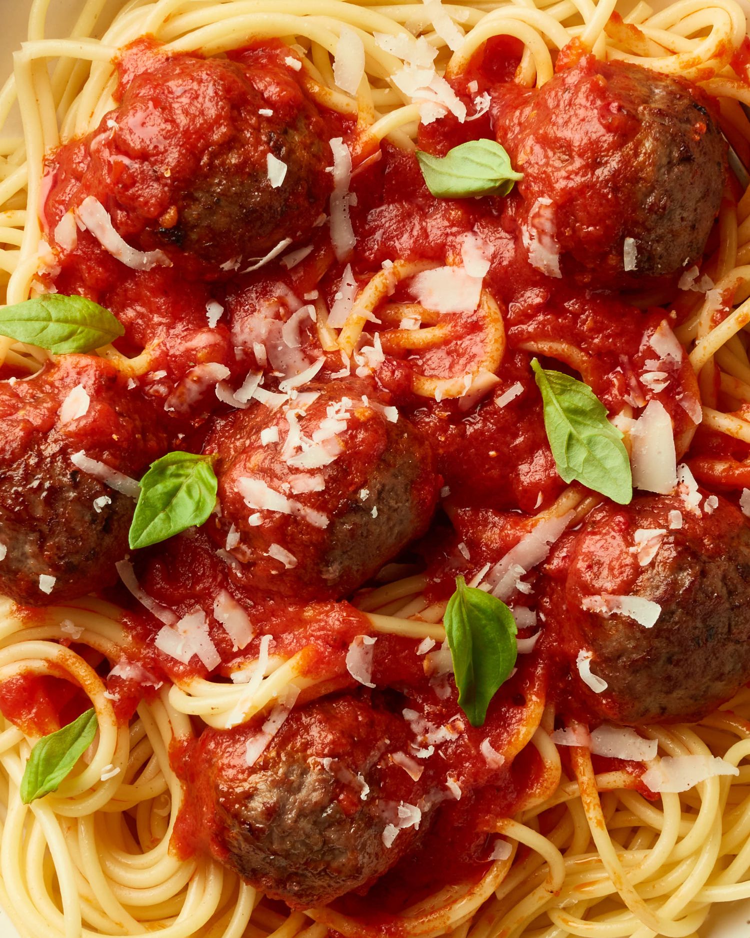 Advertising stills photography for Lidl campaign Always Lidl on Price 2022 – everyday dinner spaghetti bolognese