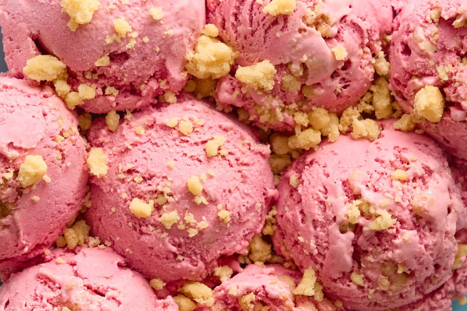 Strawberry shortbread ice cream photography - food and drink photography - Nancy Anne - Commercial food photographer