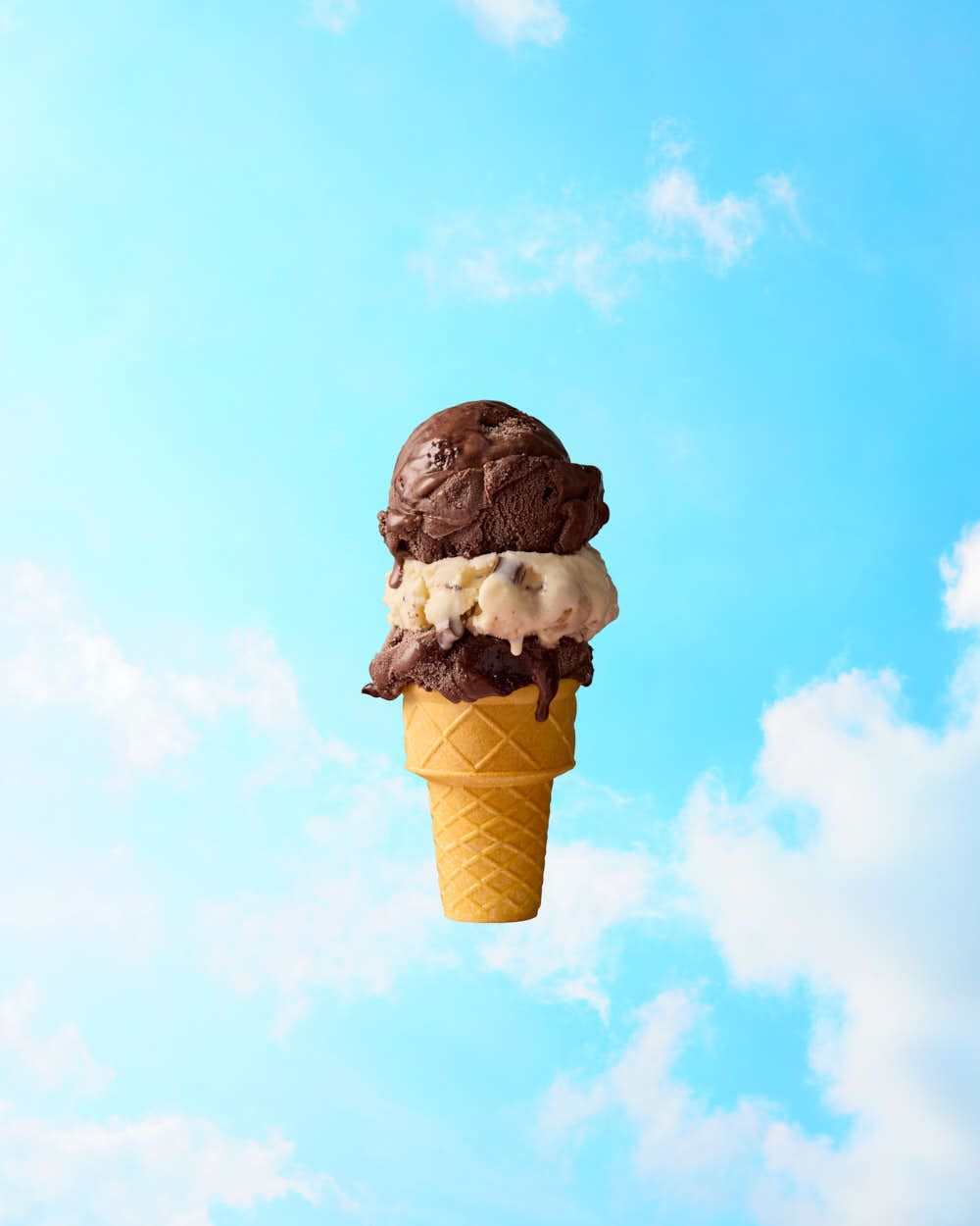 Chocolate and vanilla ice cream cone with melty drips - Ice cream photography - Nancy Anne Photography