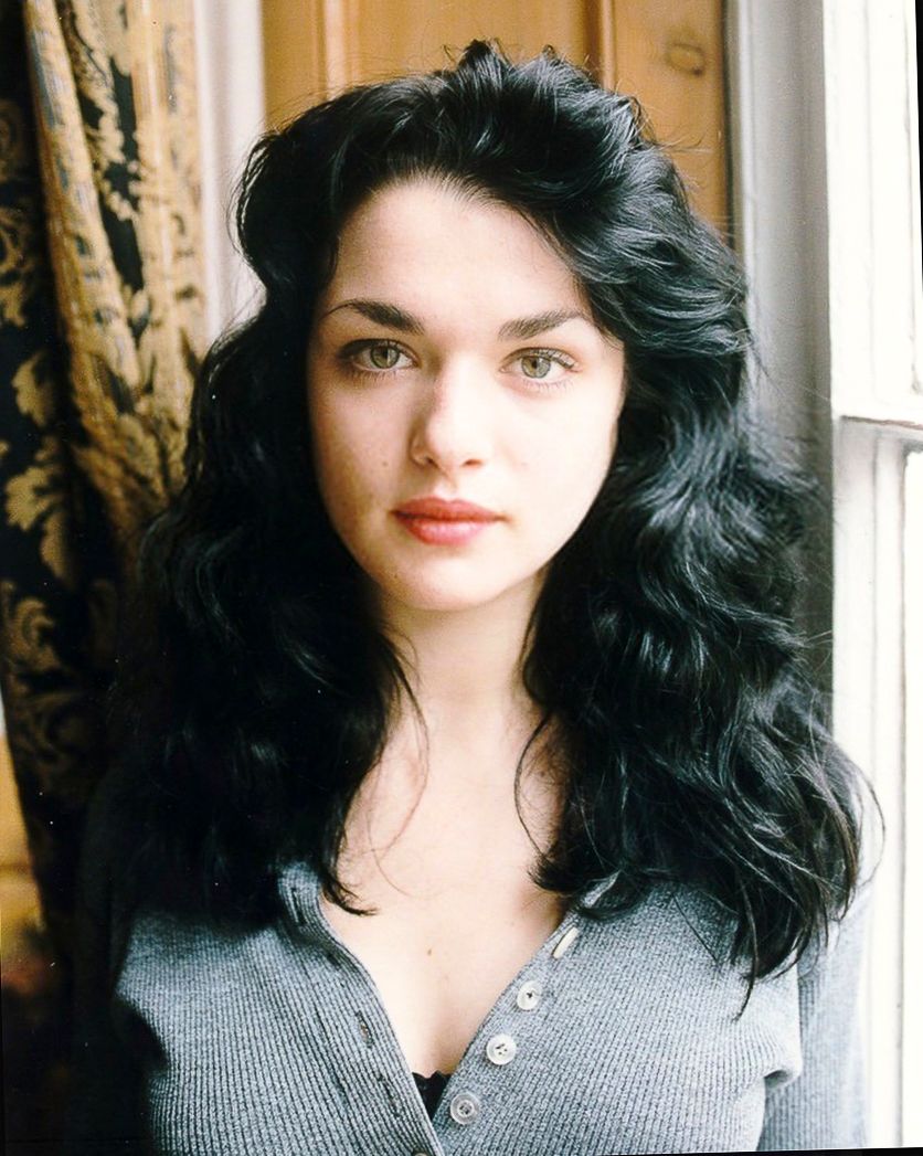 Actress Rachel Weisz (Weiss) Early picture of her in her flat in London
Photograph by Danny Elwes