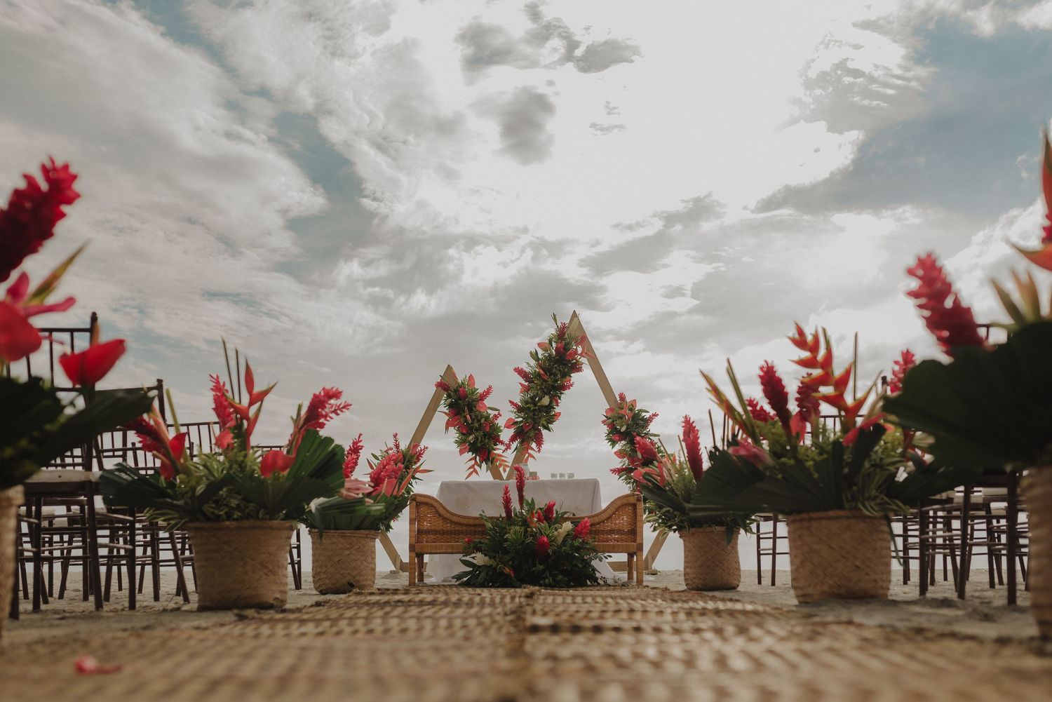 altar de boda en santa marta colombia