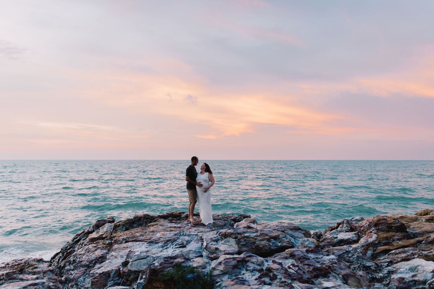 Darwin maternity beach session