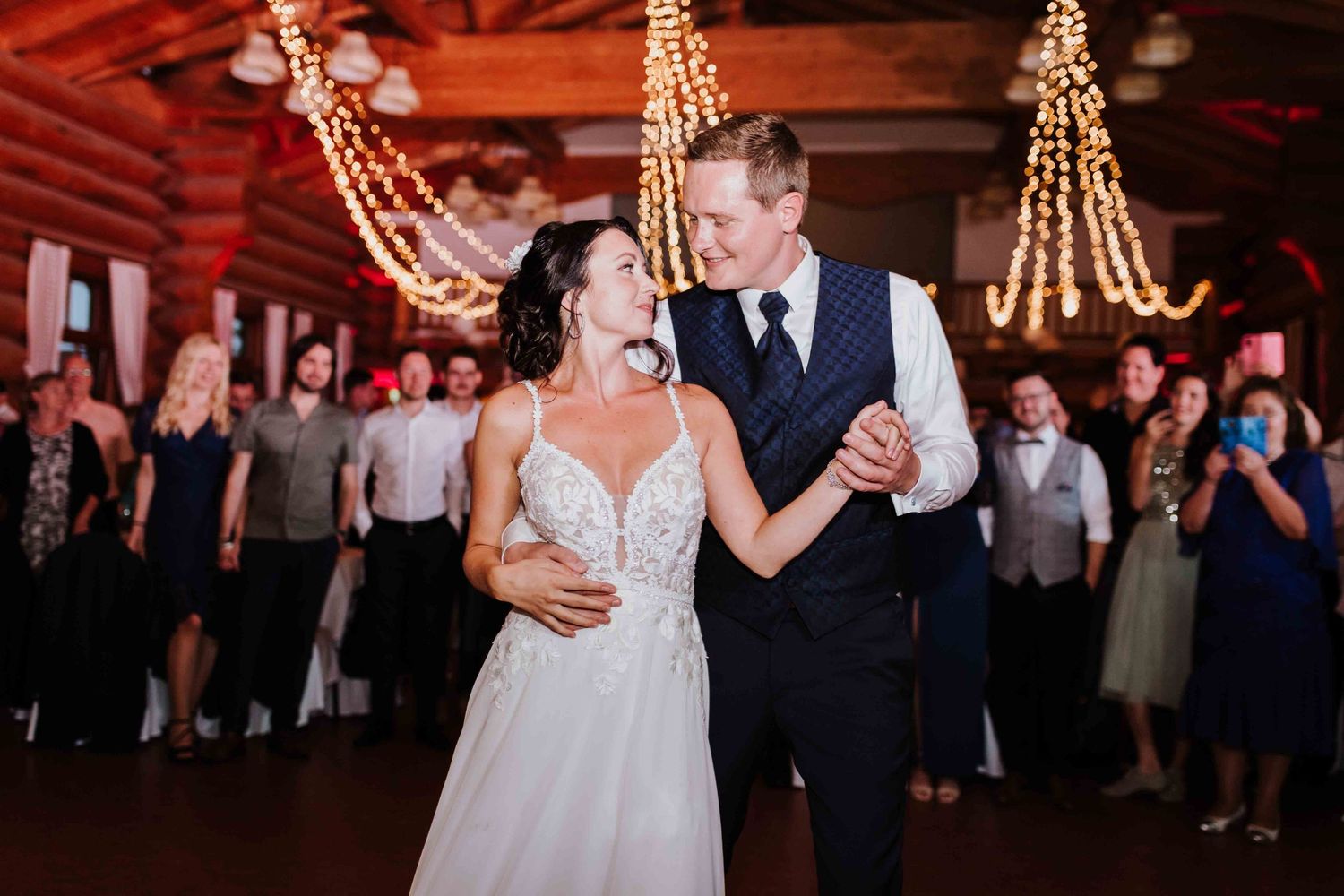 Hochzeitstanz, emotionale und romantische Hochzeit Schloss Ludwigsburg, Favotite Schloss