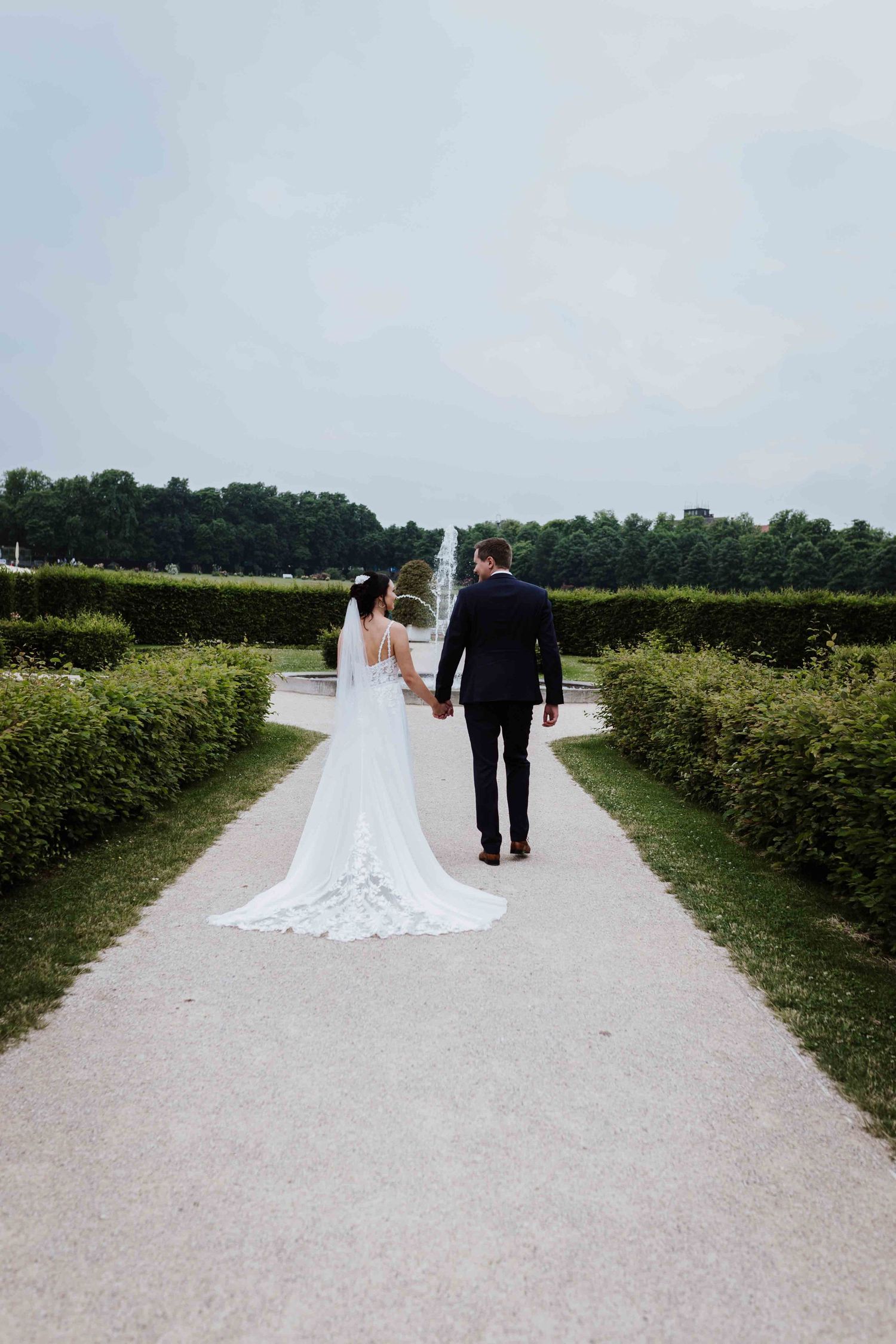 emotionale und romantische Hochzeit Schloss Ludwigsburg, Favotite Schloss, Blühendes Barock