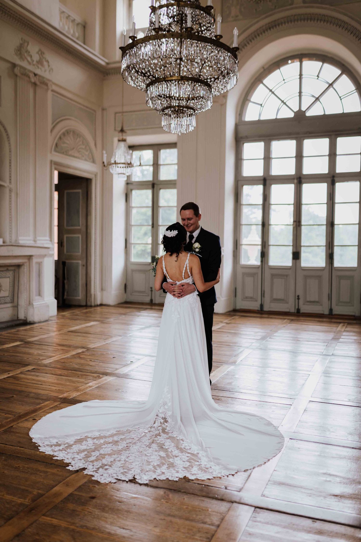 emotionale und romantische Hochzeit Schloss Ludwigsburg, Favotite Schloss, Blühendes Barock
