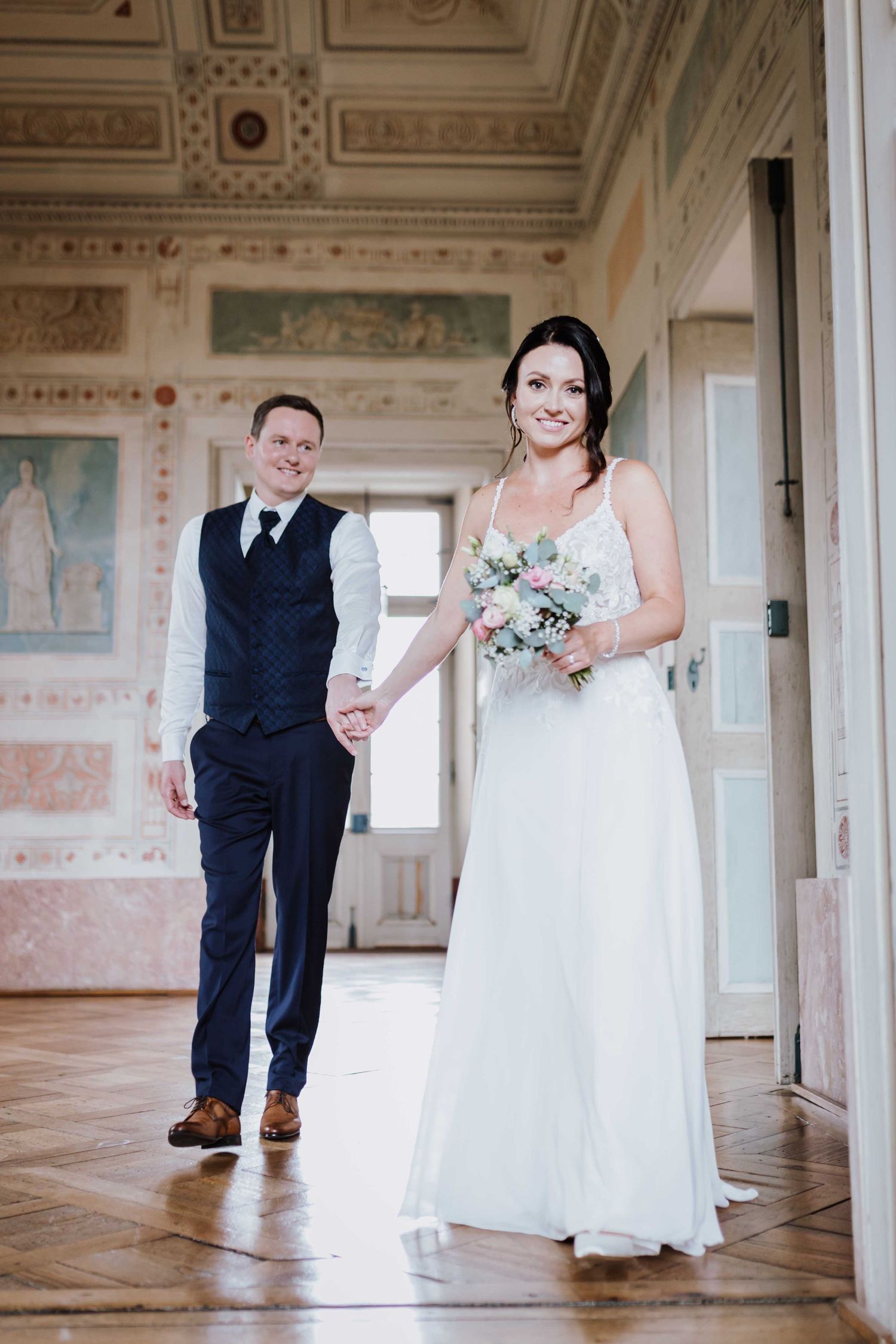 emotionale und romantische Hochzeit Schloss Ludwigsburg, Favotite Schloss, Blühendes Barock