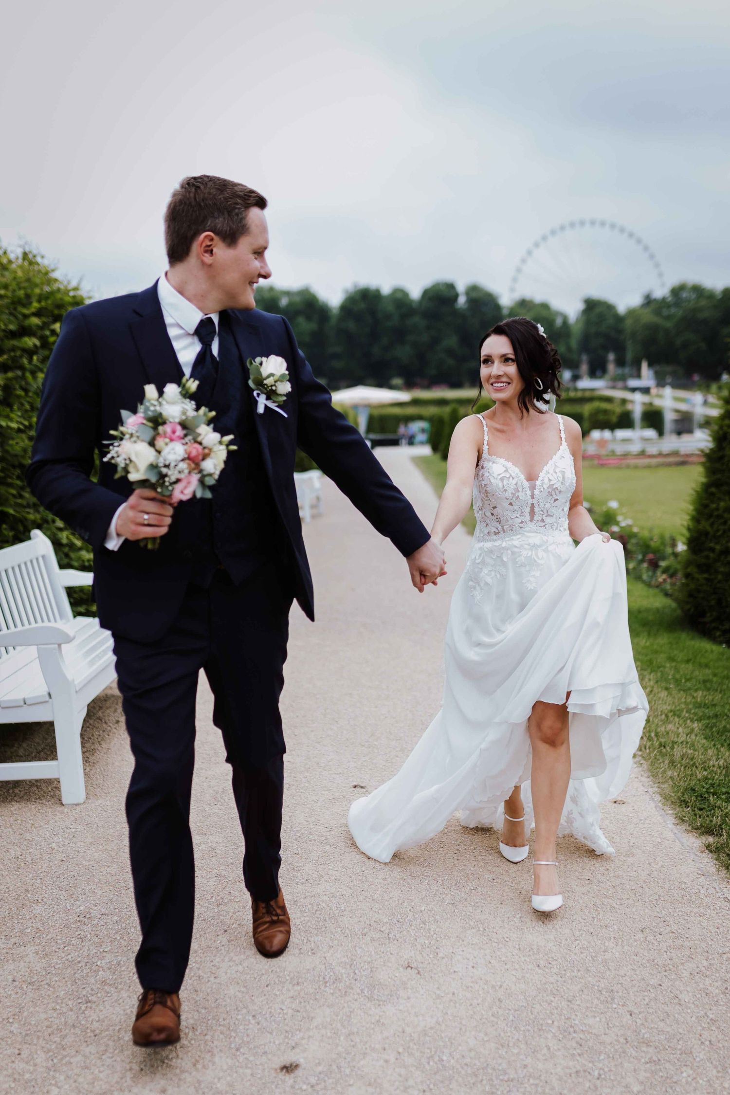 emotionale und romantische Hochzeit Schloss Ludwigsburg, Favotite Schloss, Blühendes Barock