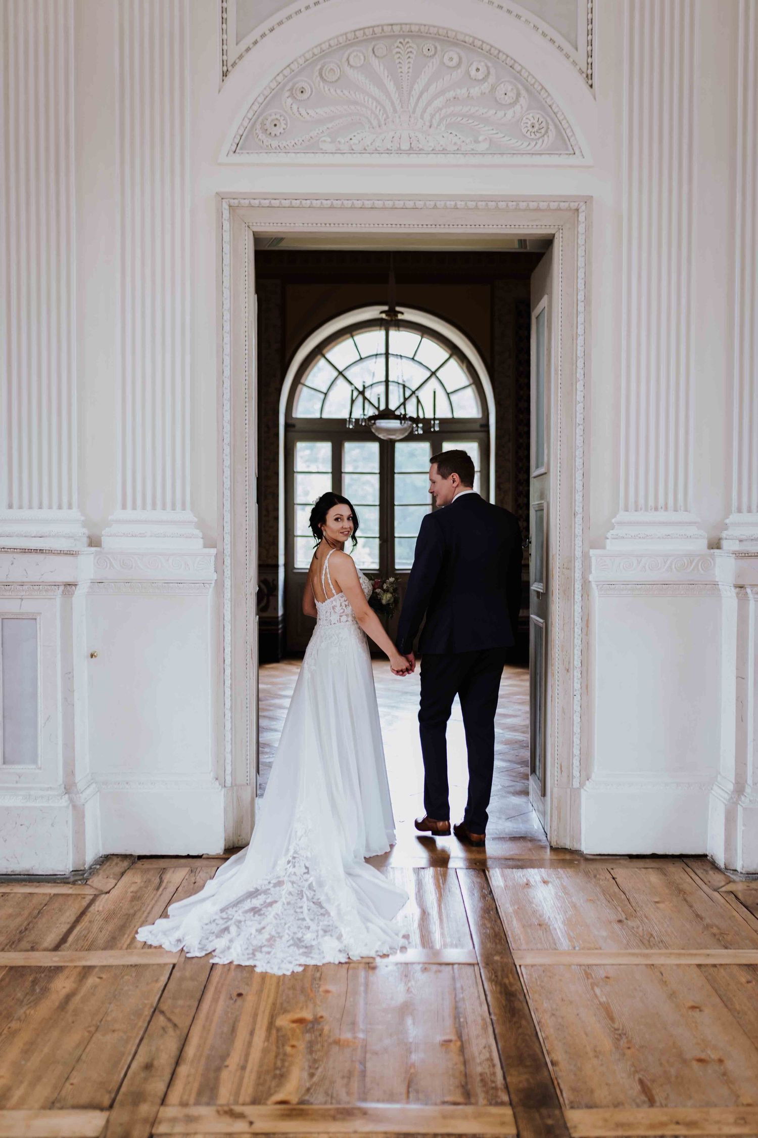 emotionale und romantische Hochzeit Schloss Ludwigsburg, Favotite Schloss, Blühendes Barock
