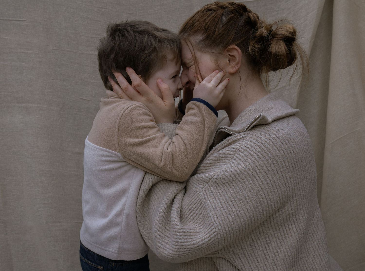 song and mom nose to nose