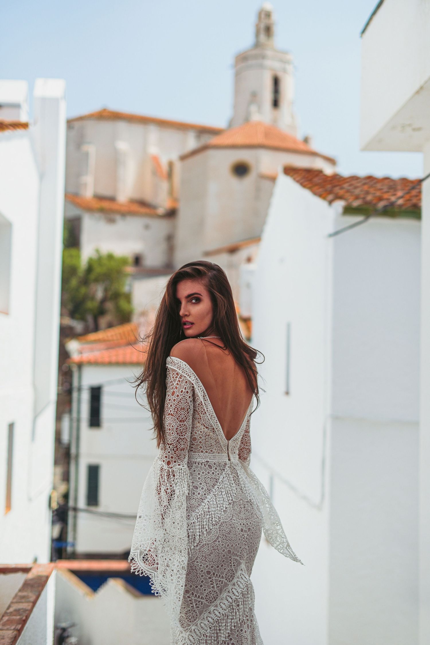Portrait de mariée avec voile en lumière naturelle