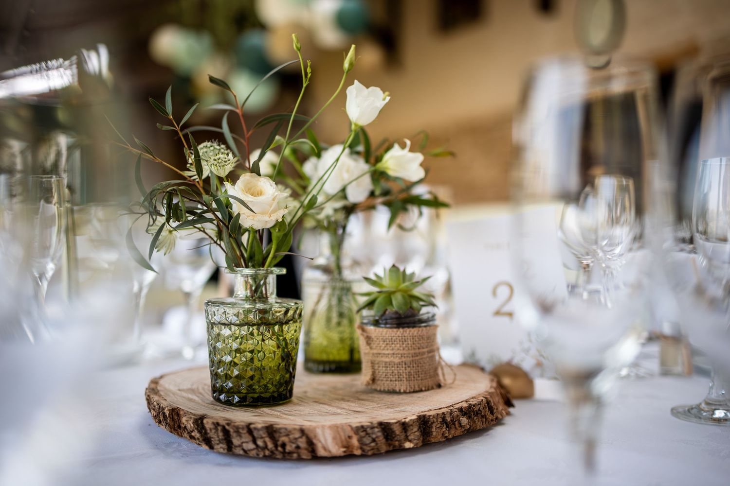 décoration de table mariage fleurs blanches