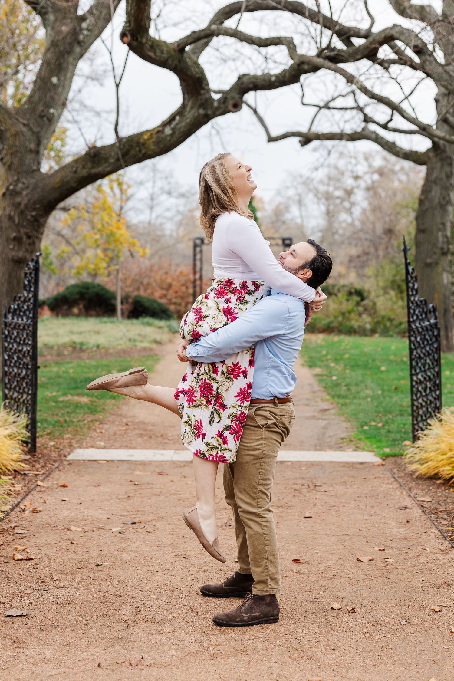 Couple in love in the keyhole garden at Cantigny Park in Wheaton, IL