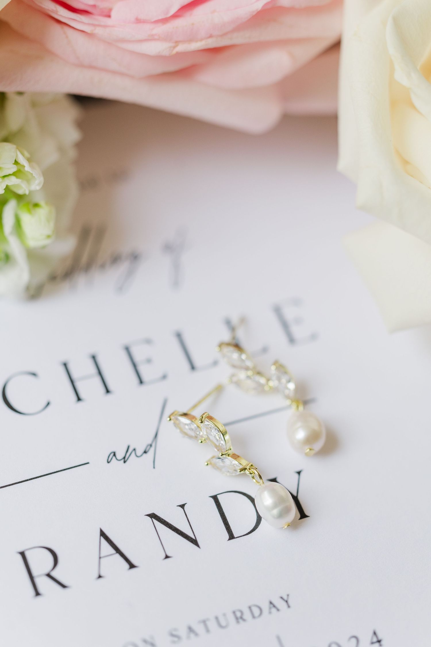 Michelle + Randy | A Classic Summer Wedding at Dunham Woods Riding Club, Wayne, Illinois