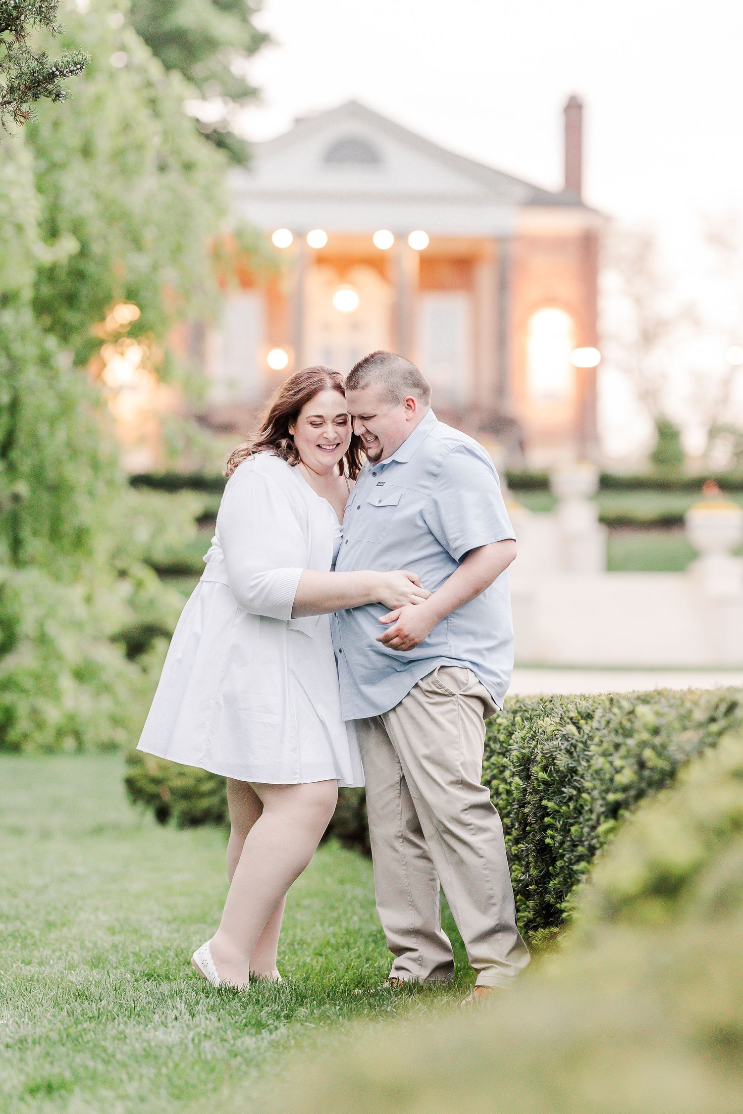 Cantigny Park Spring Engagement Session