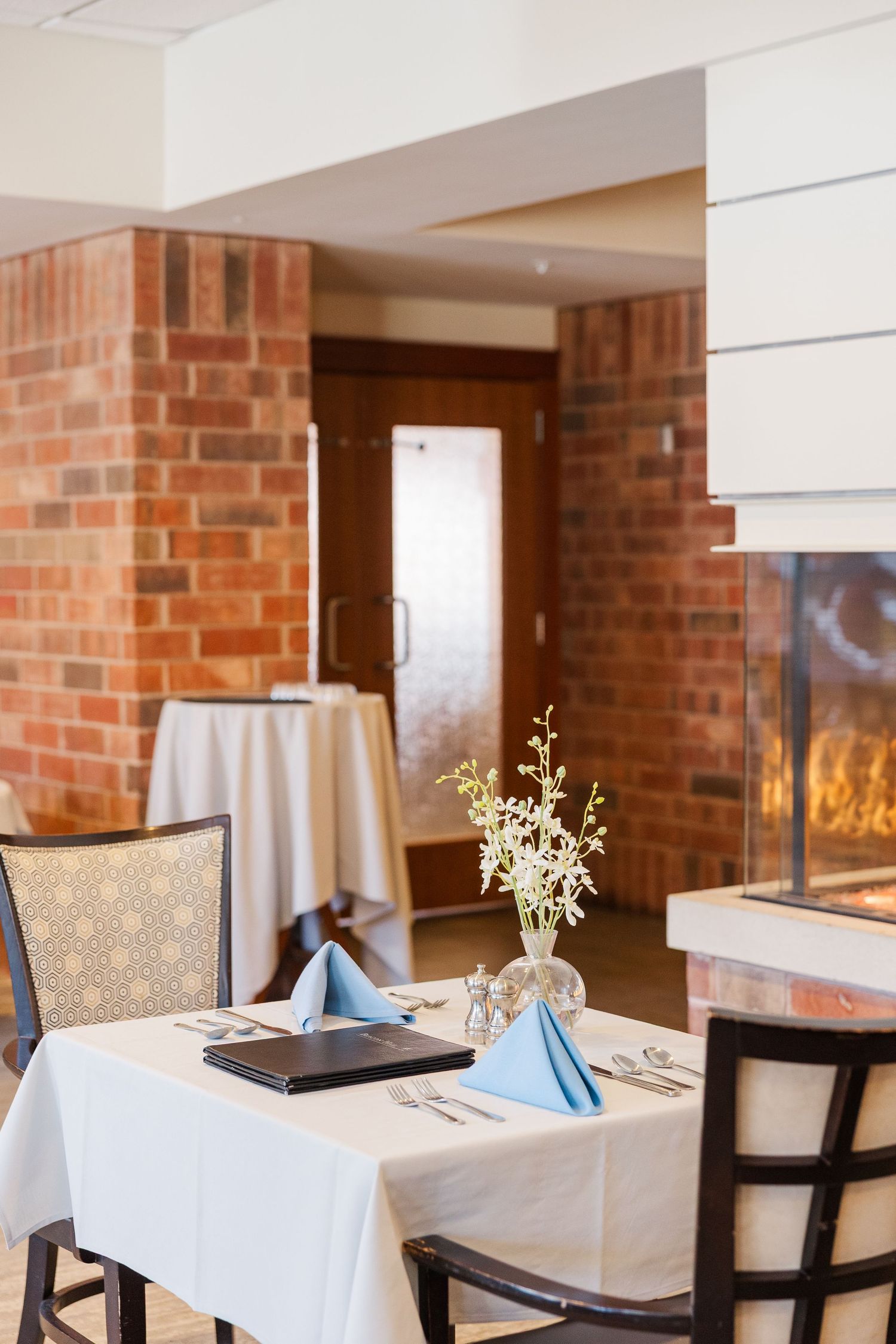 Beacon Hill senior living branding photo in Lombard, Illinois featuring restaurant dining room interior