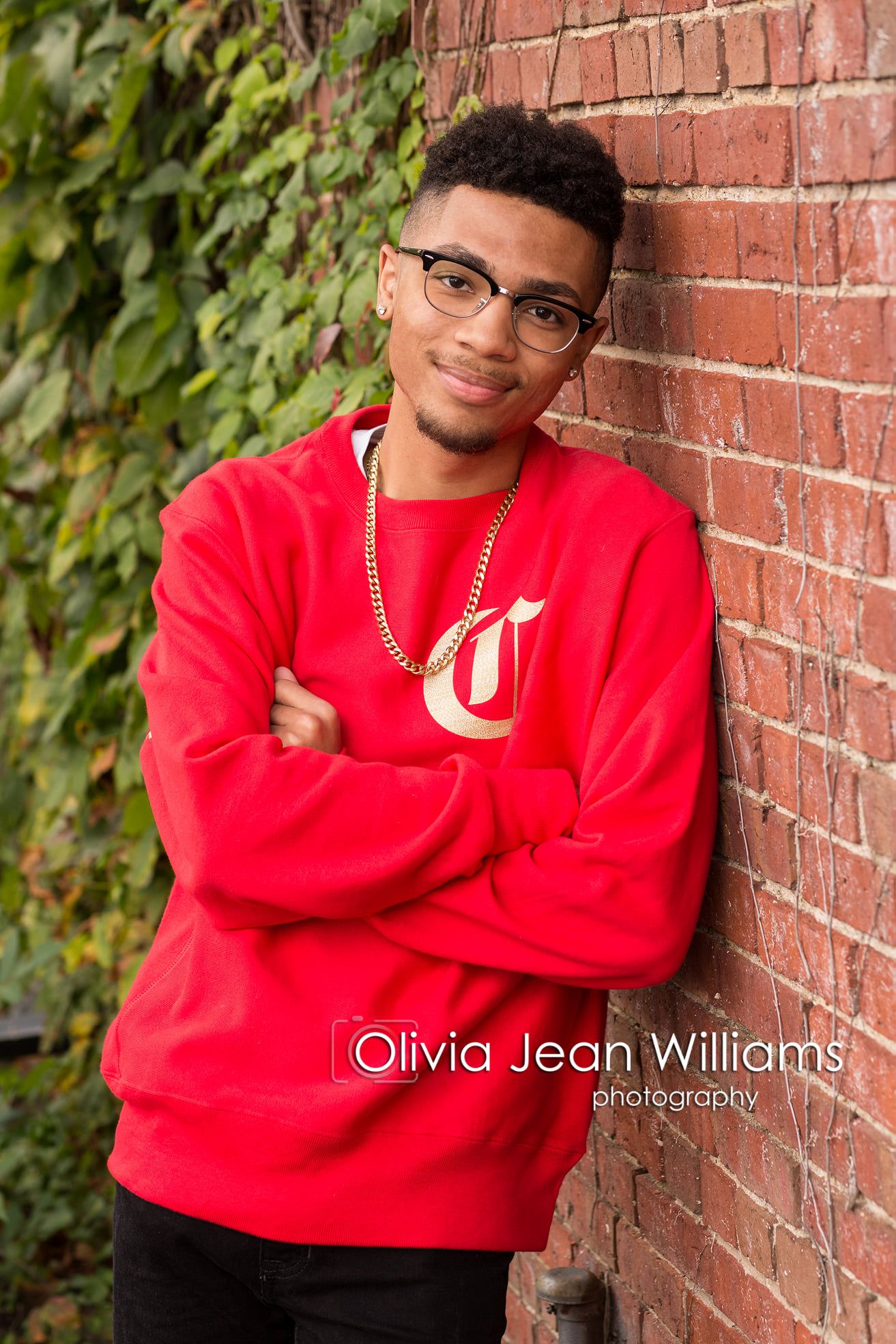 Senior Portrait Sessions with Olivia Jean Williams. She is located in Citrus and Hernando County Florida.