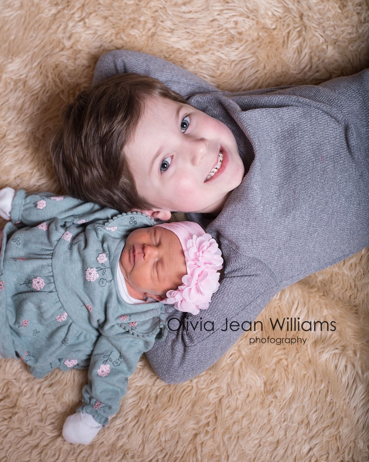 Portrait Sessions with Olivia Jean Williams. She is located in Citrus and Hernando County Florida.