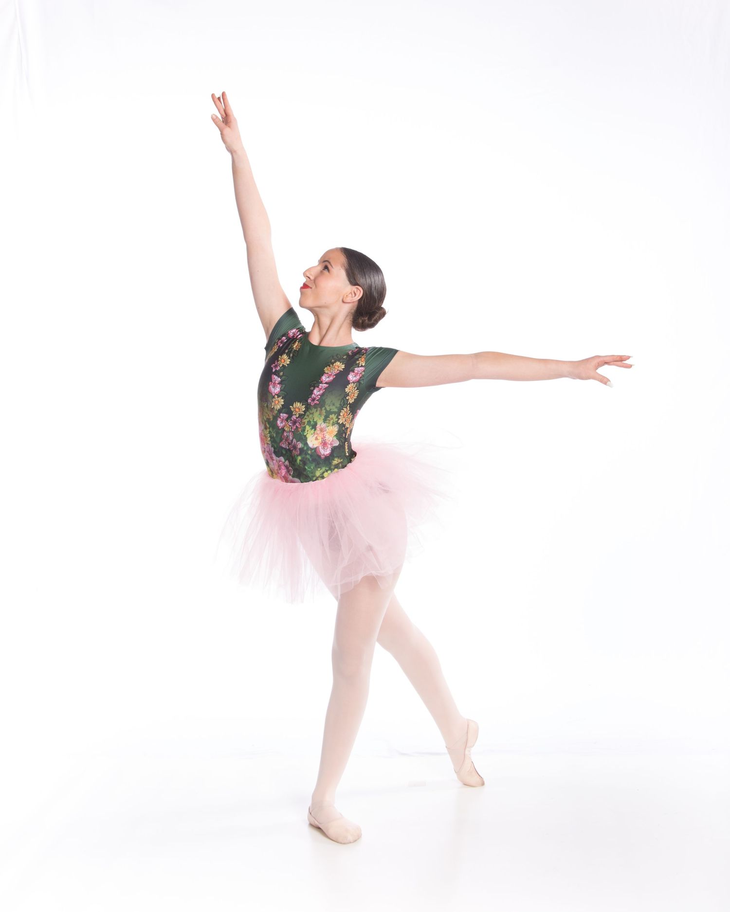 Dance Portrait Sessions with Olivia Jean Williams. She is located in Citrus and Hernando County Florida.