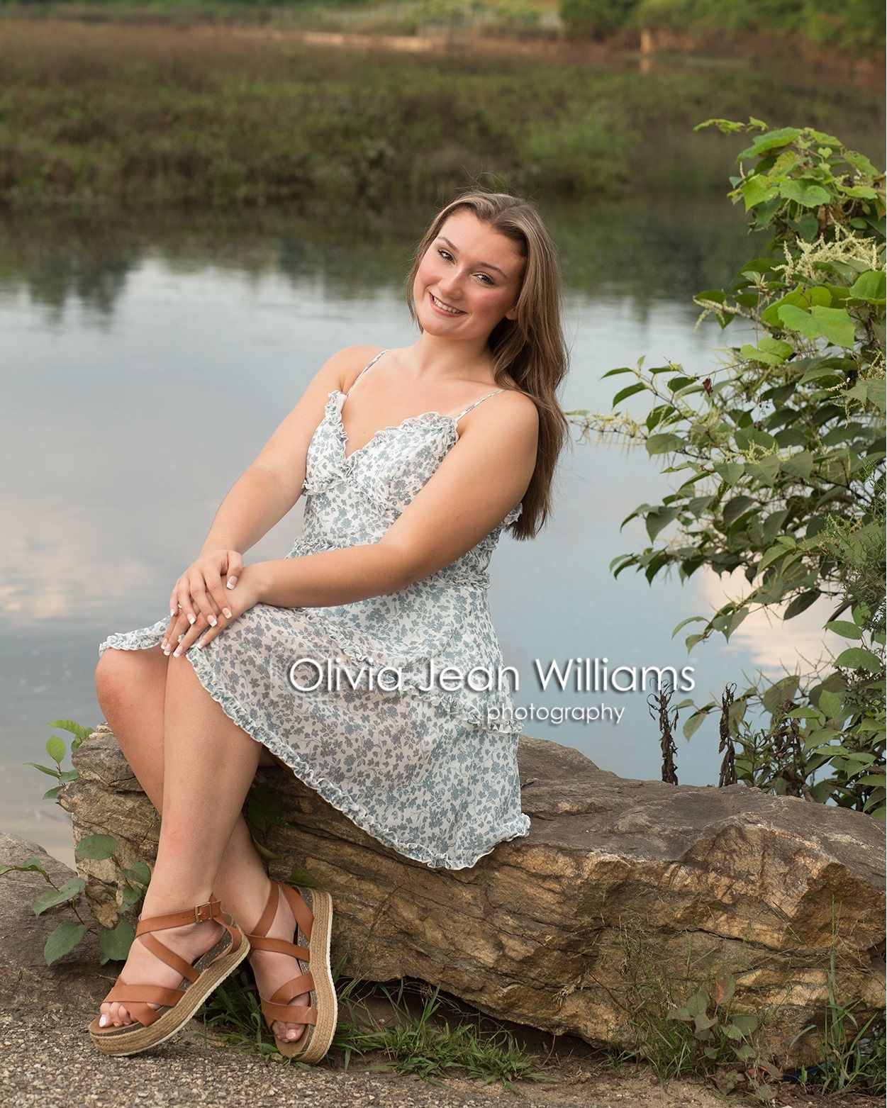 Portrait Sessions with Olivia Jean Williams. She is located in Citrus and Hernando County Florida.