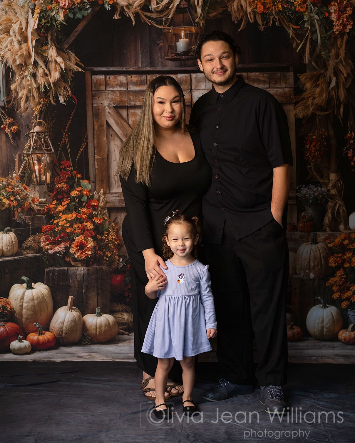 Portrait Sessions with Olivia Jean Williams. She is located in Citrus and Hernando County Florida.