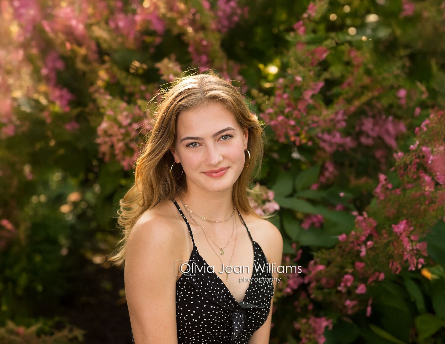 Portrait Sessions with Olivia Jean Williams. She is located in Citrus and Hernando County Florida.