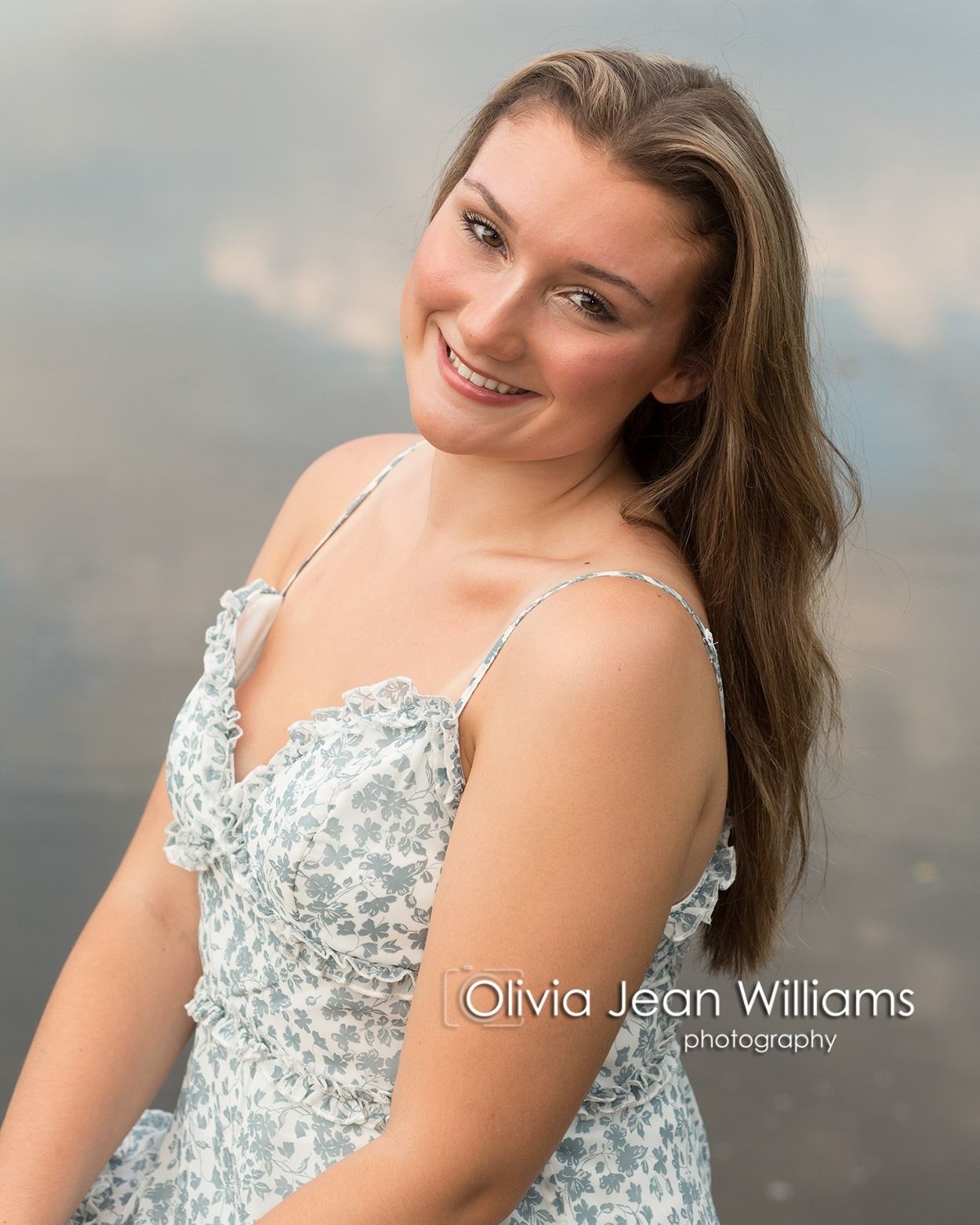 Senior Portrait Sessions with Olivia Jean Williams. She is located in Citrus and Hernando County Florida.