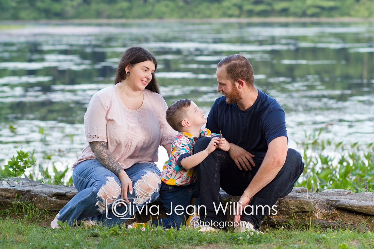Portrait Sessions with Olivia Jean Williams. She is located in Citrus and Hernando County Florida.