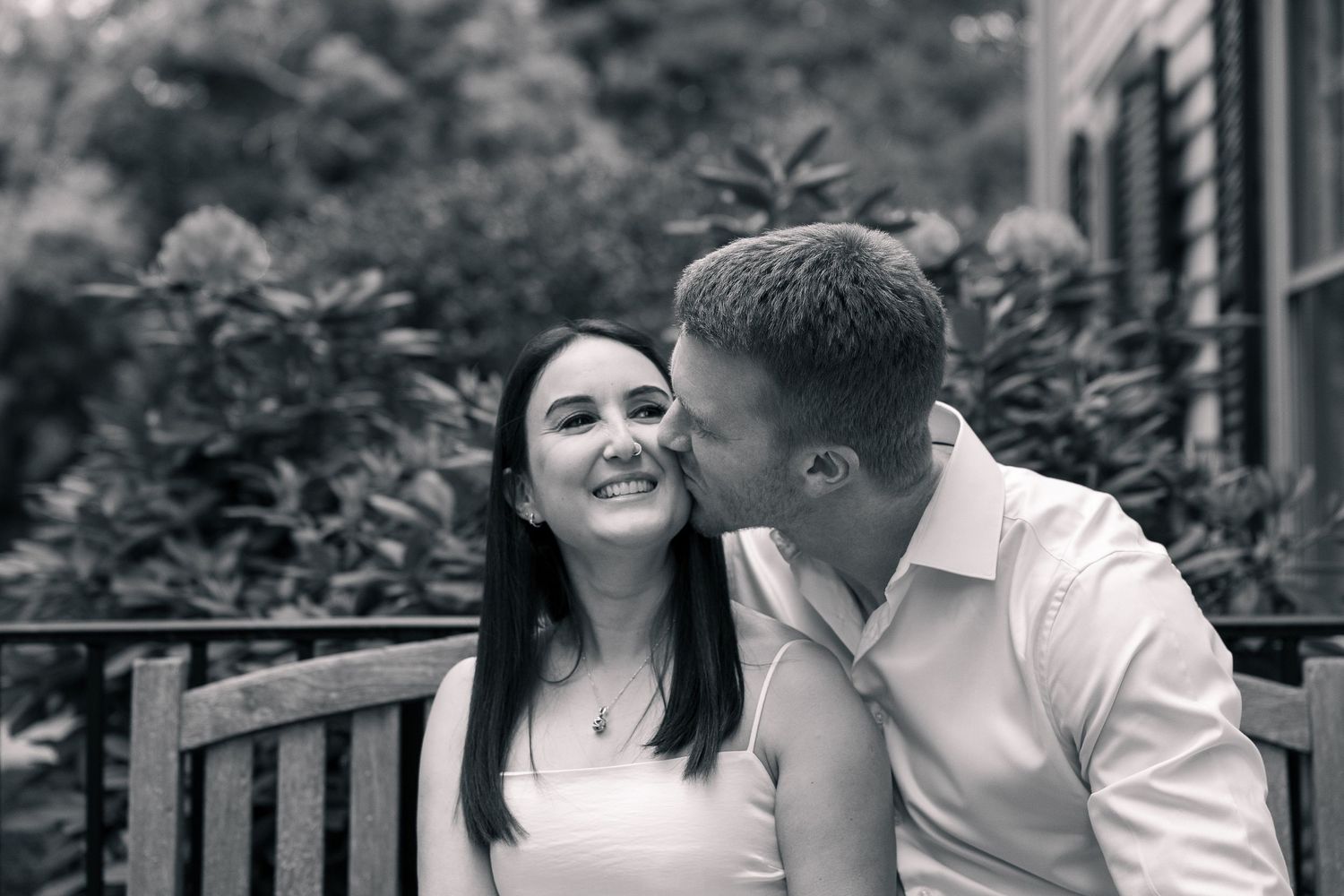 Couple at colonial bench, Woodbridge CT couples portrait session