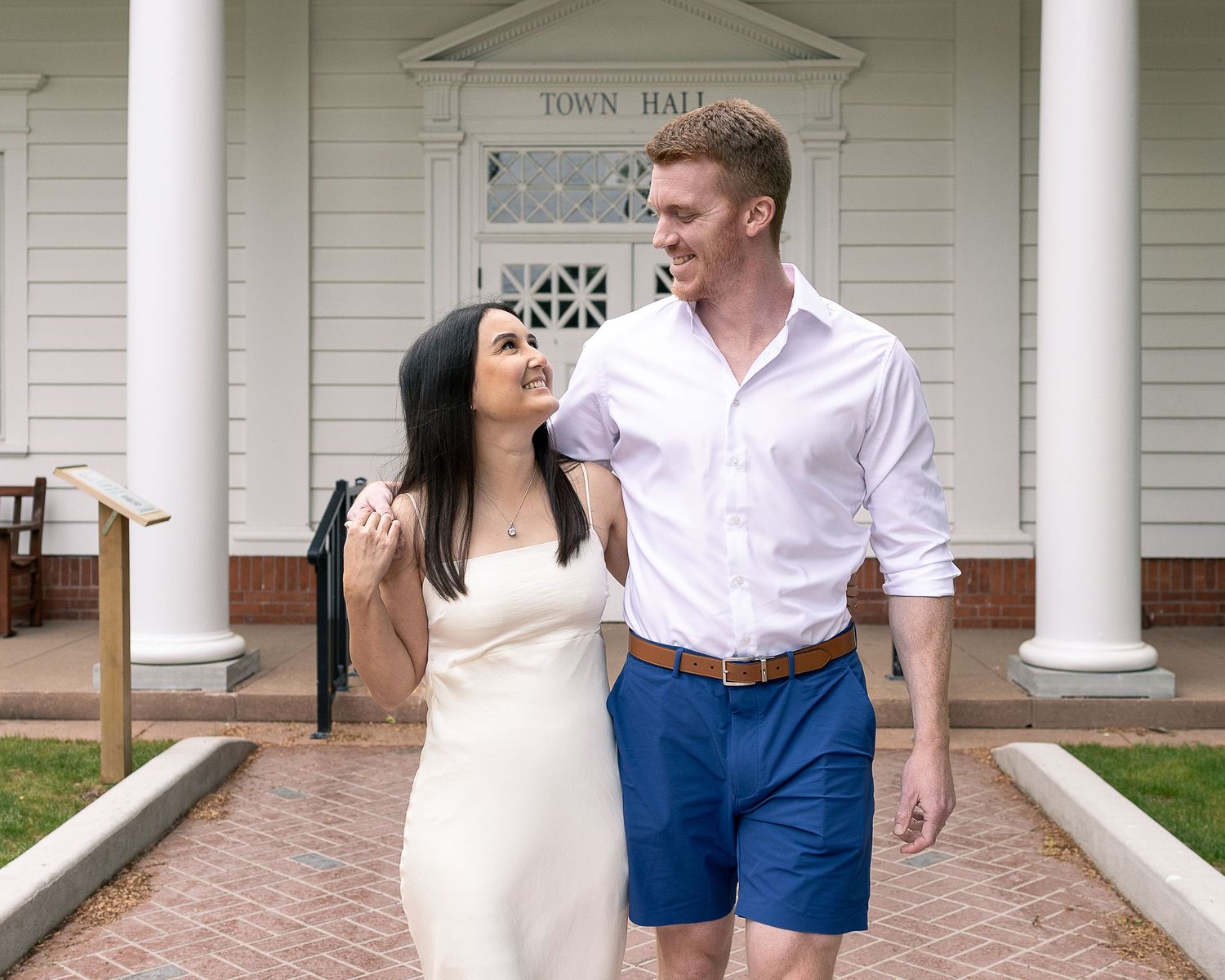 Couples portrait session at Woodbridge Town Center CT, elopement photographer New Haven County