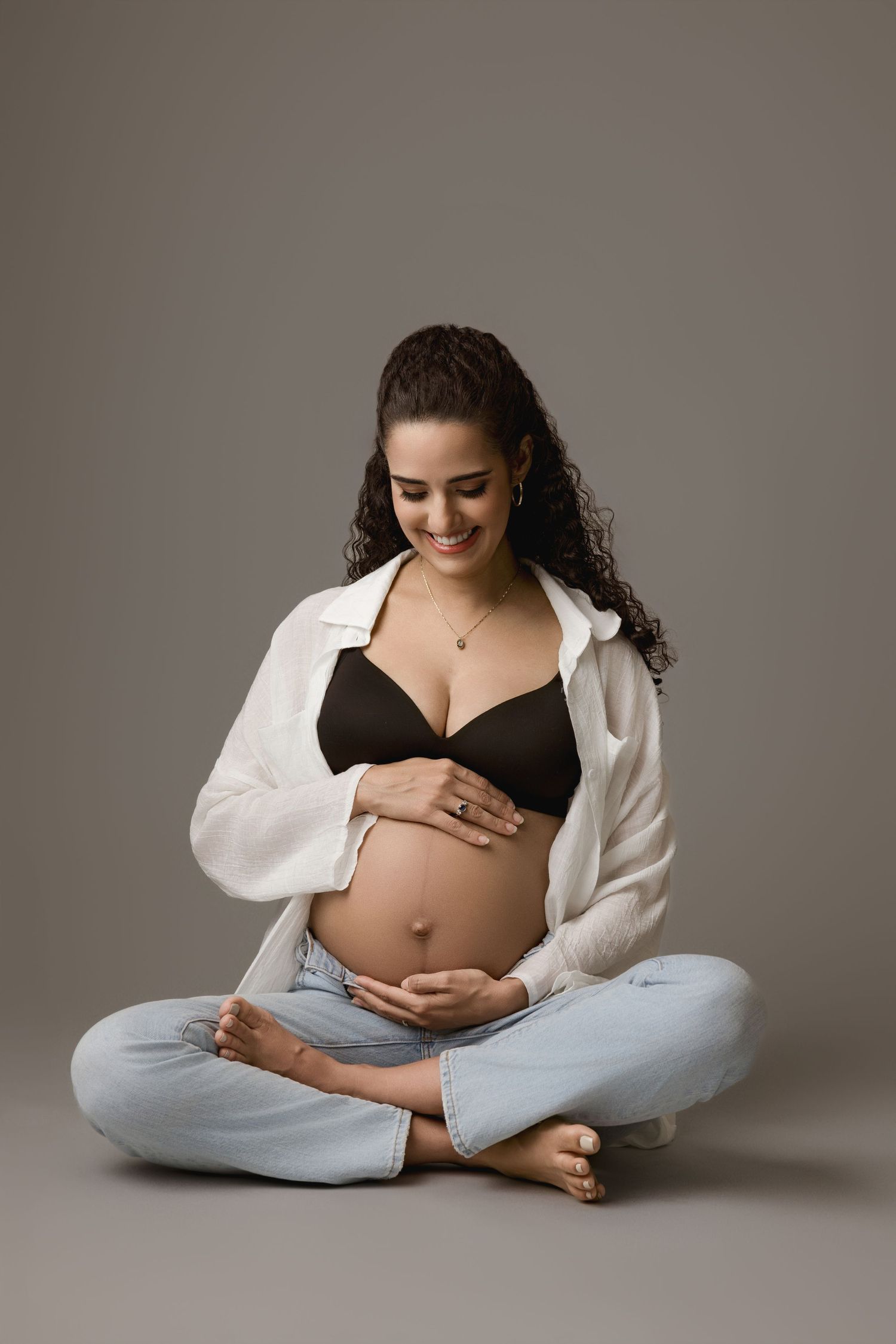 best South Florida maternity photographer, maternity portrait studio, professional maternity photos